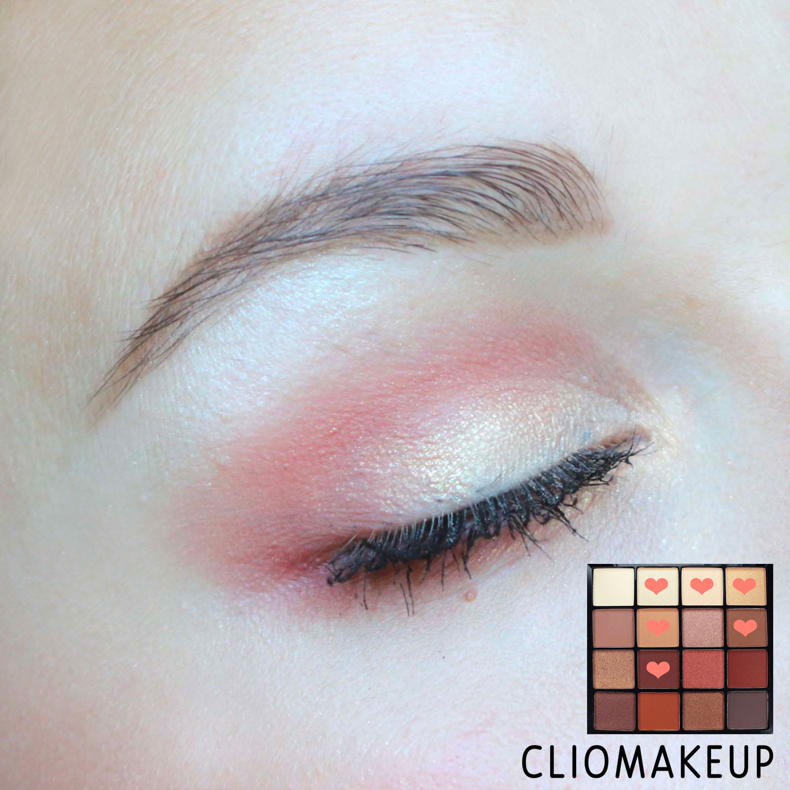 cliomakeup-recensione-palette-nyx-ultimate-shadow-palette-warm-neutrals-12