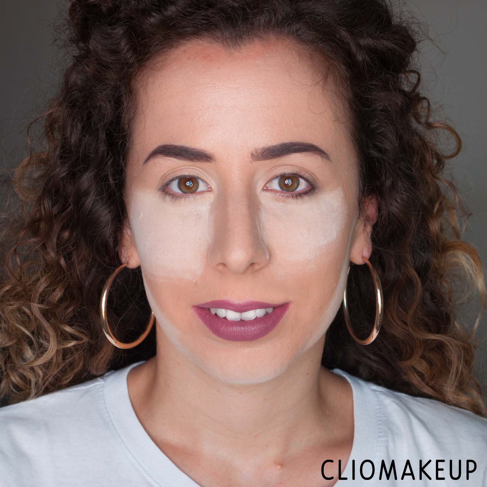cliomakeup-recensione-cipria-huda-beauty-easy-bake-loose-powder-11