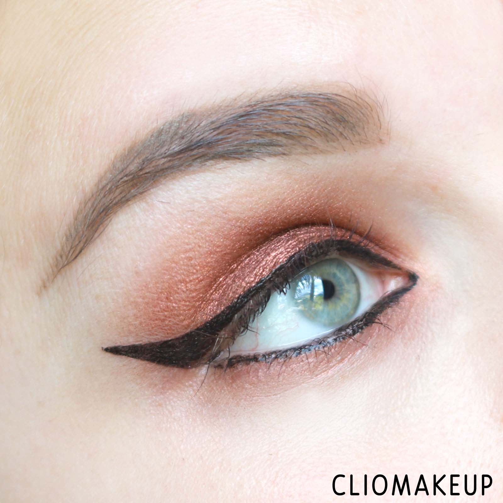 cliomakeup-recensione-eyeliner-kat-von-d-dagger-tattoo-liner-13