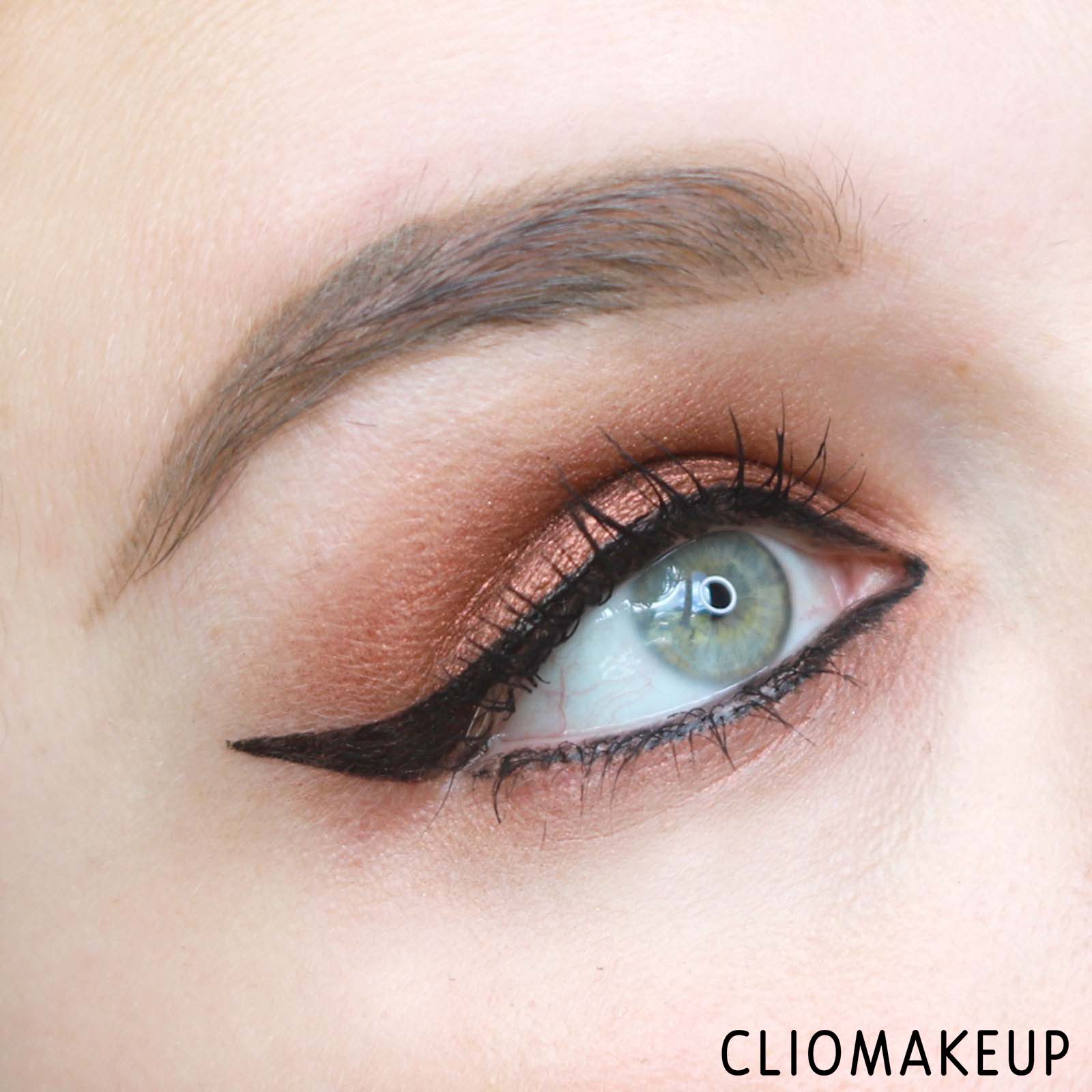 cliomakeup-recensione-eyeliner-kat-von-d-dagger-tattoo-liner-14