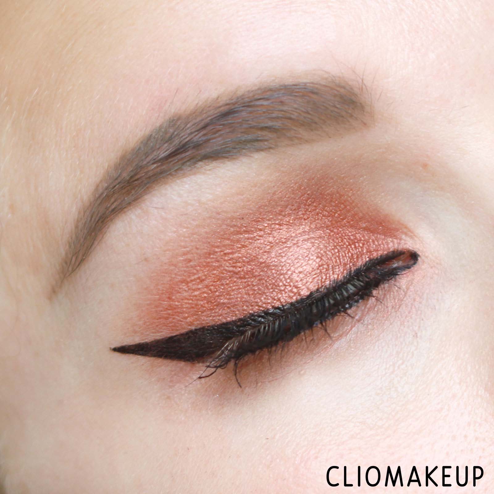 cliomakeup-recensione-eyeliner-kat-von-d-dagger-tattoo-liner-15