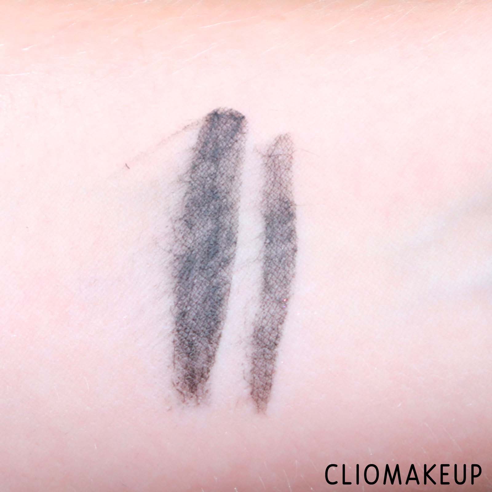 cliomakeup-recensione-eyeliner-kat-von-d-lash-liner-9