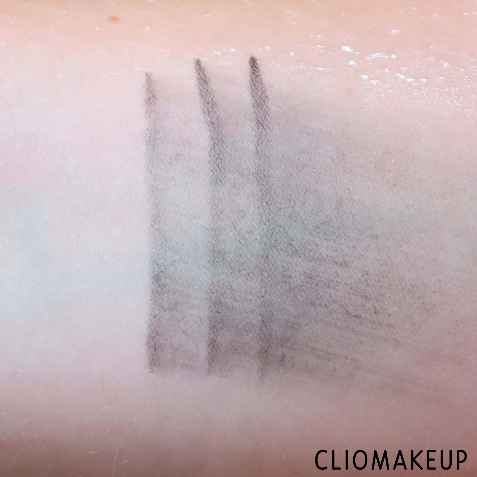 cliomakeup-recensione-eyeliner-maybelline-hyper-precise-all-day-eyeliner-9