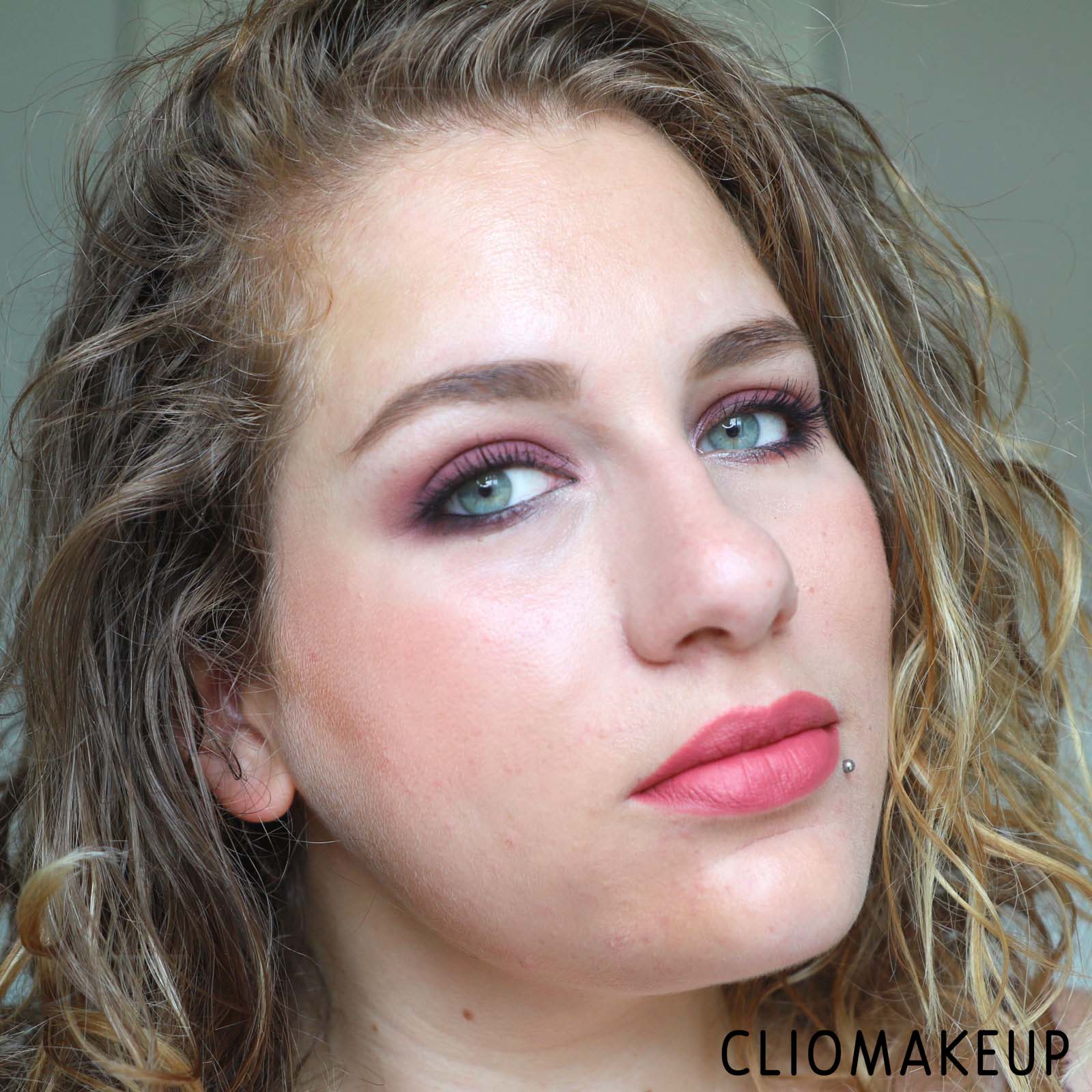 cliomakeup-recensione-rossetti-deborah-atomic-red-mat-14