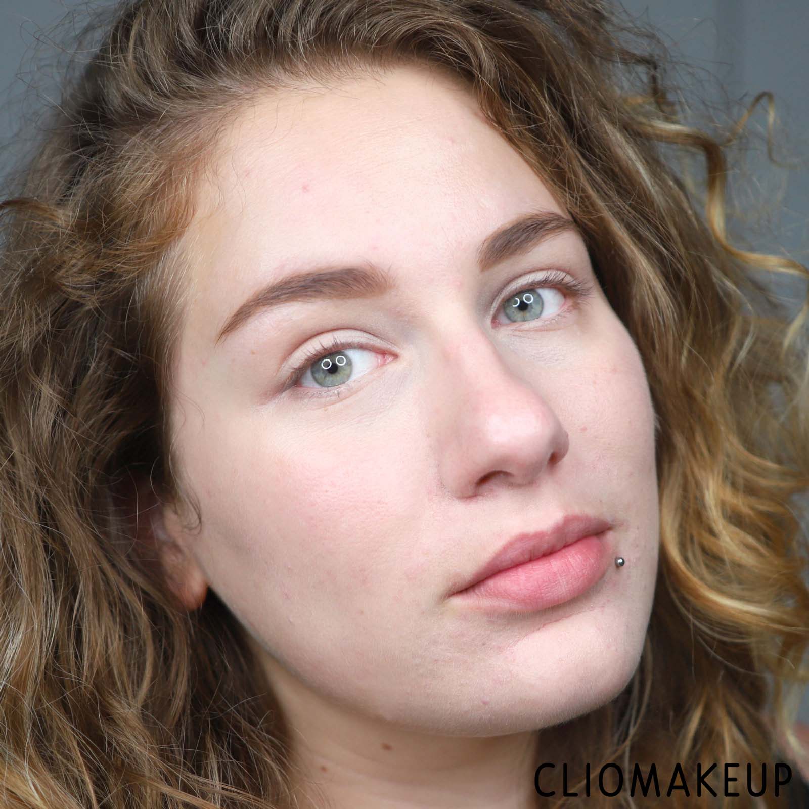 cliomakeup-recensione-correttore-essence-camouflage-matt-concealer-17