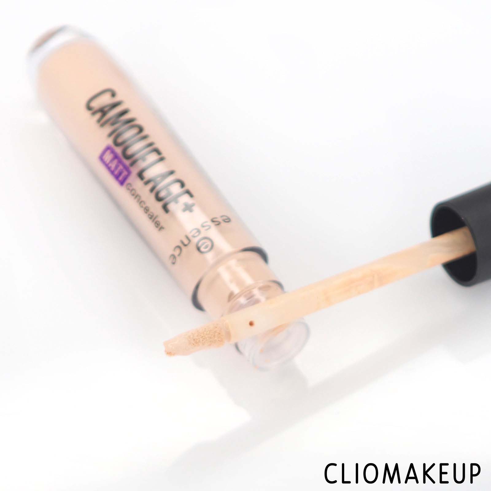 cliomakeup-recensione-correttore-essence-camouflage-matt-concealer-5