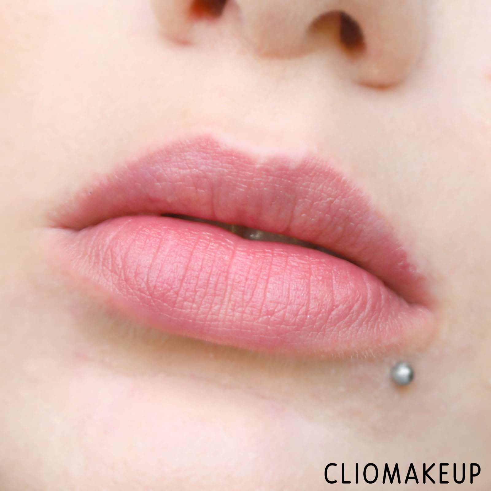 cliomakeup-recensione-gloss-loreal-lip-dew-havana-camila-cabello-lip-dew-11
