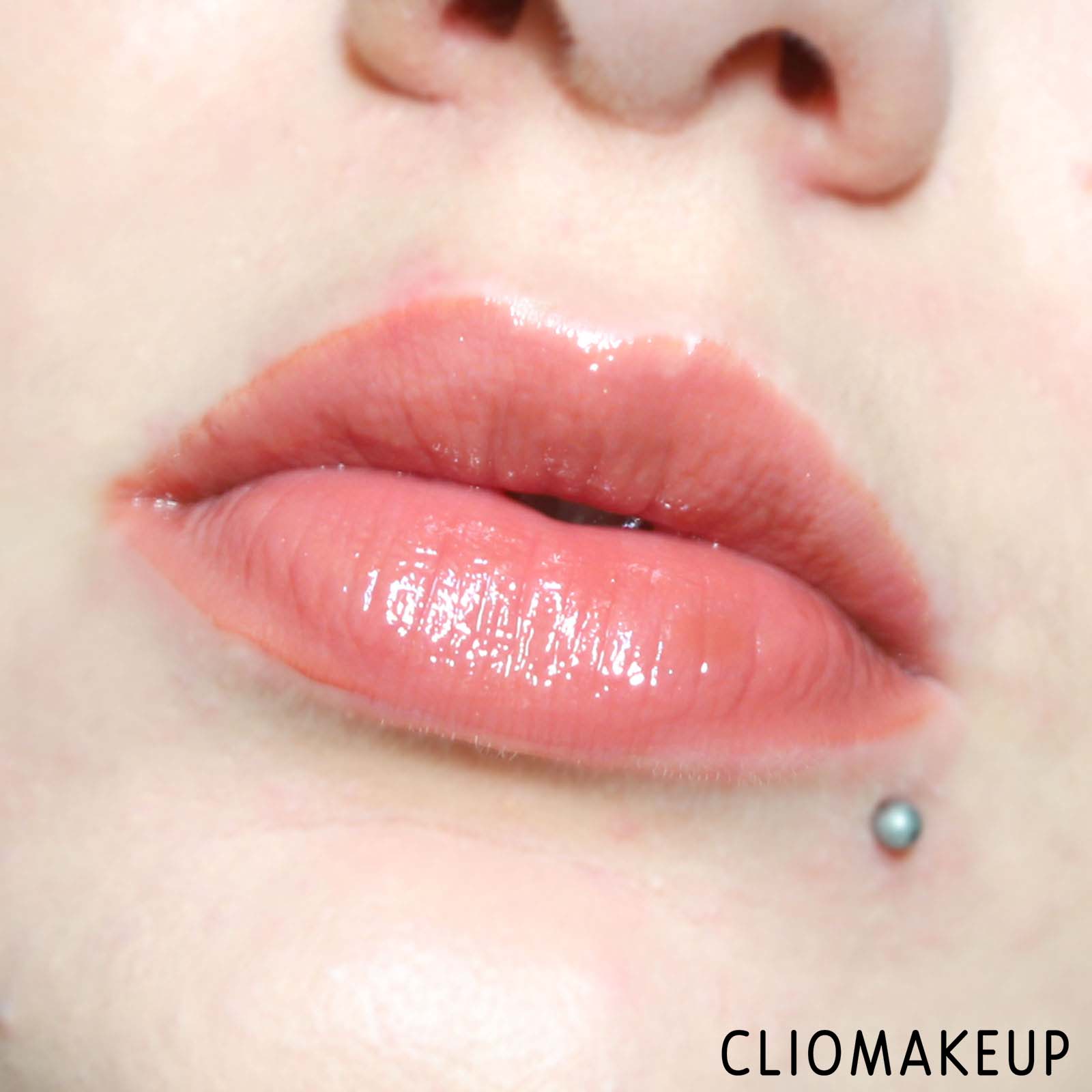 cliomakeup-recensione-gloss-loreal-lip-dew-havana-camila-cabello-lip-dew-15