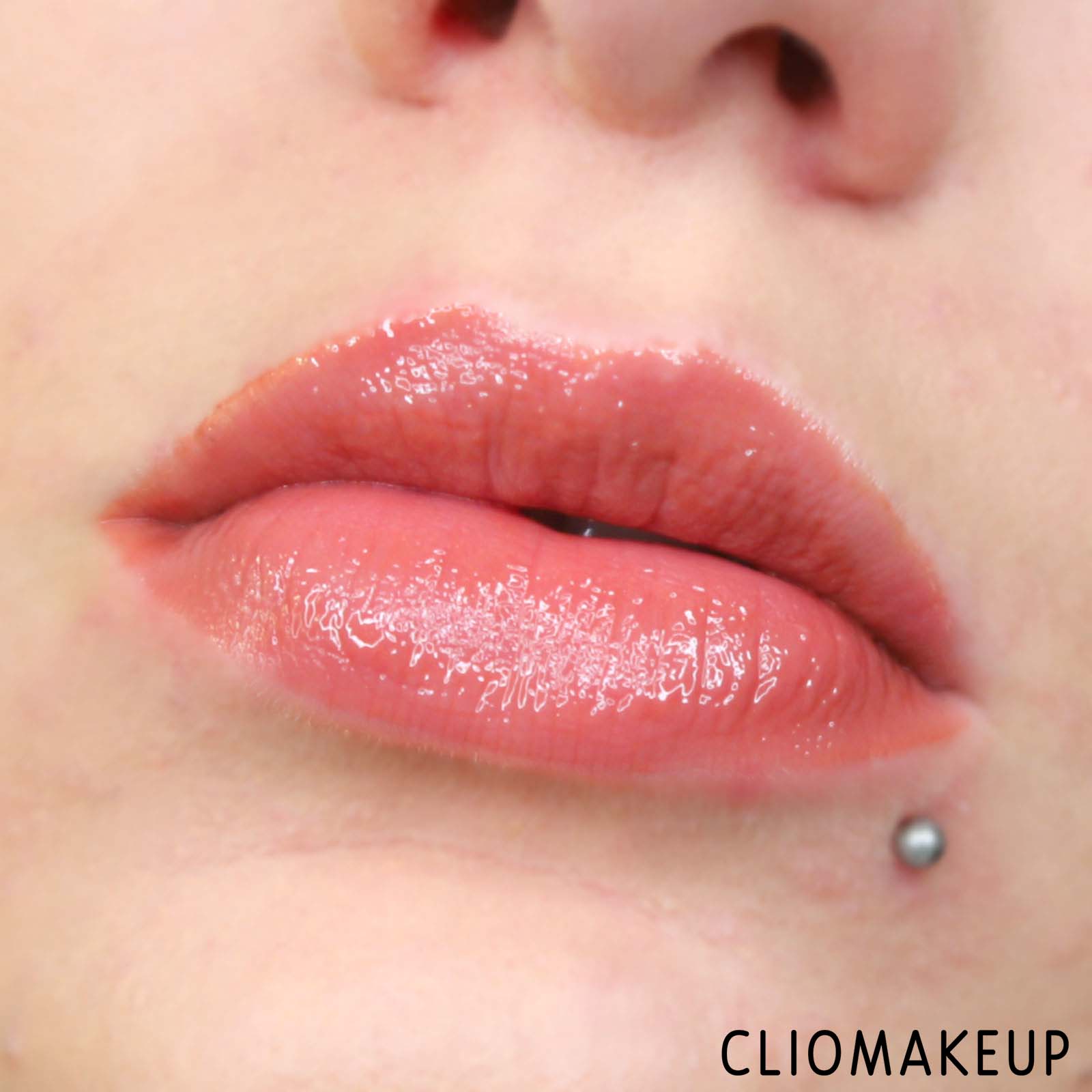 cliomakeup-recensione-gloss-loreal-lip-dew-havana-camila-cabello-lip-dew-16