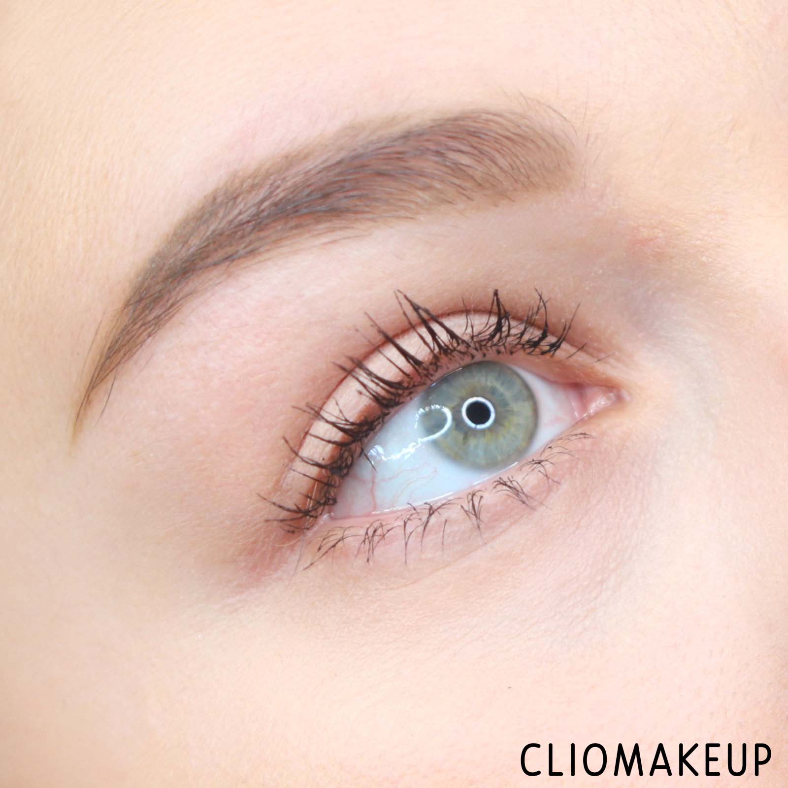 cliomakeup-recensione-mascara-essence-volume-hero-mascara-waterproof-12