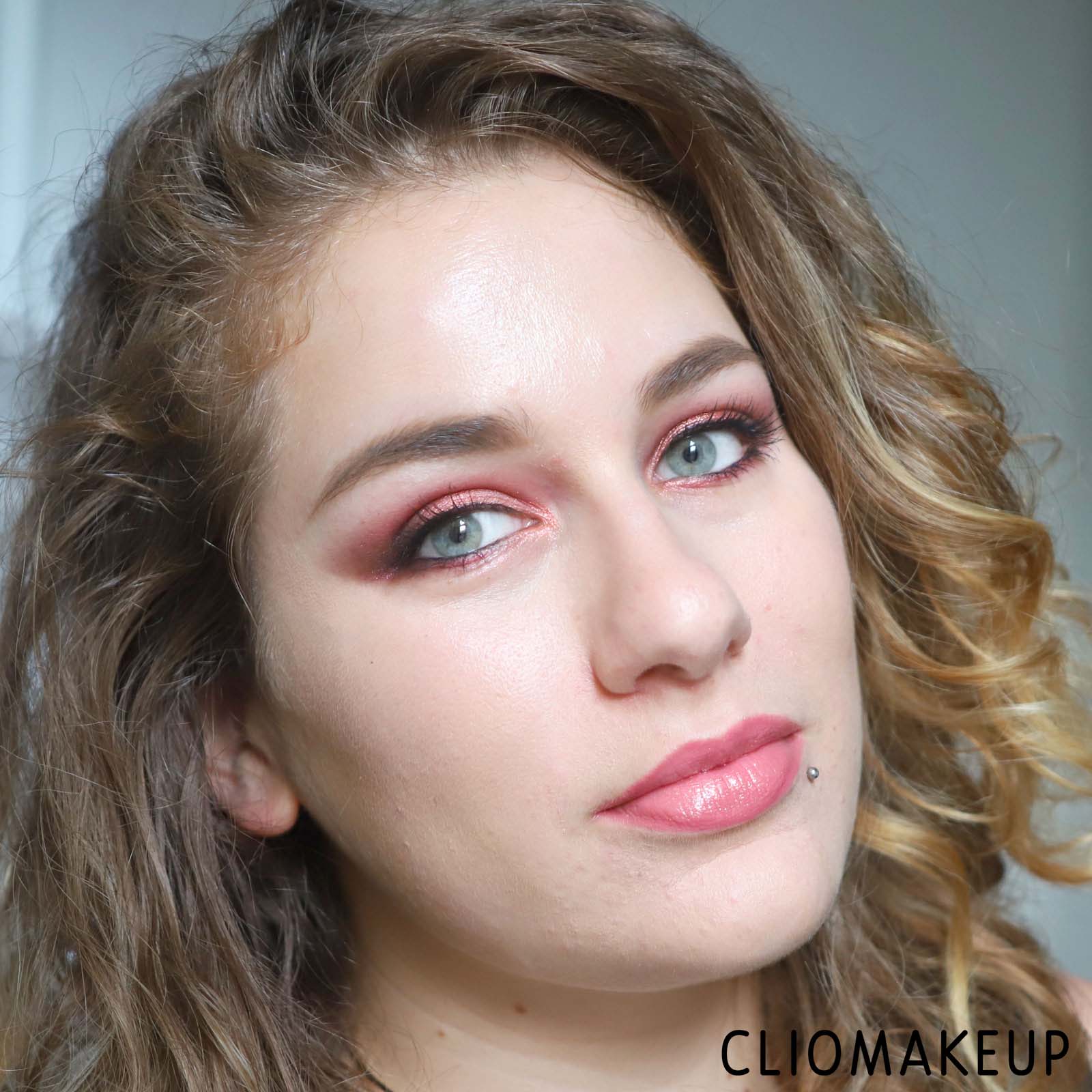 cliomakeup-recensione-palette-huda-beauty-ruby-obsessions-16