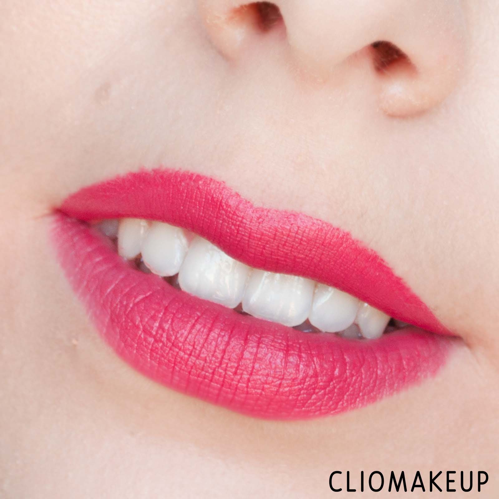 cliomakeup-recensione-rossetti-mac-powder-kiss-lipstick-12