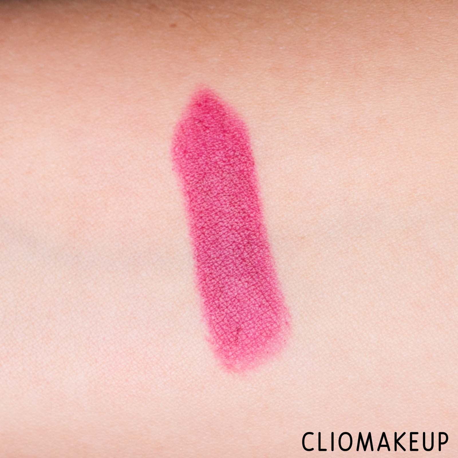 cliomakeup-recensione-rossetto-clinique-dramatically-different-lipstick-7