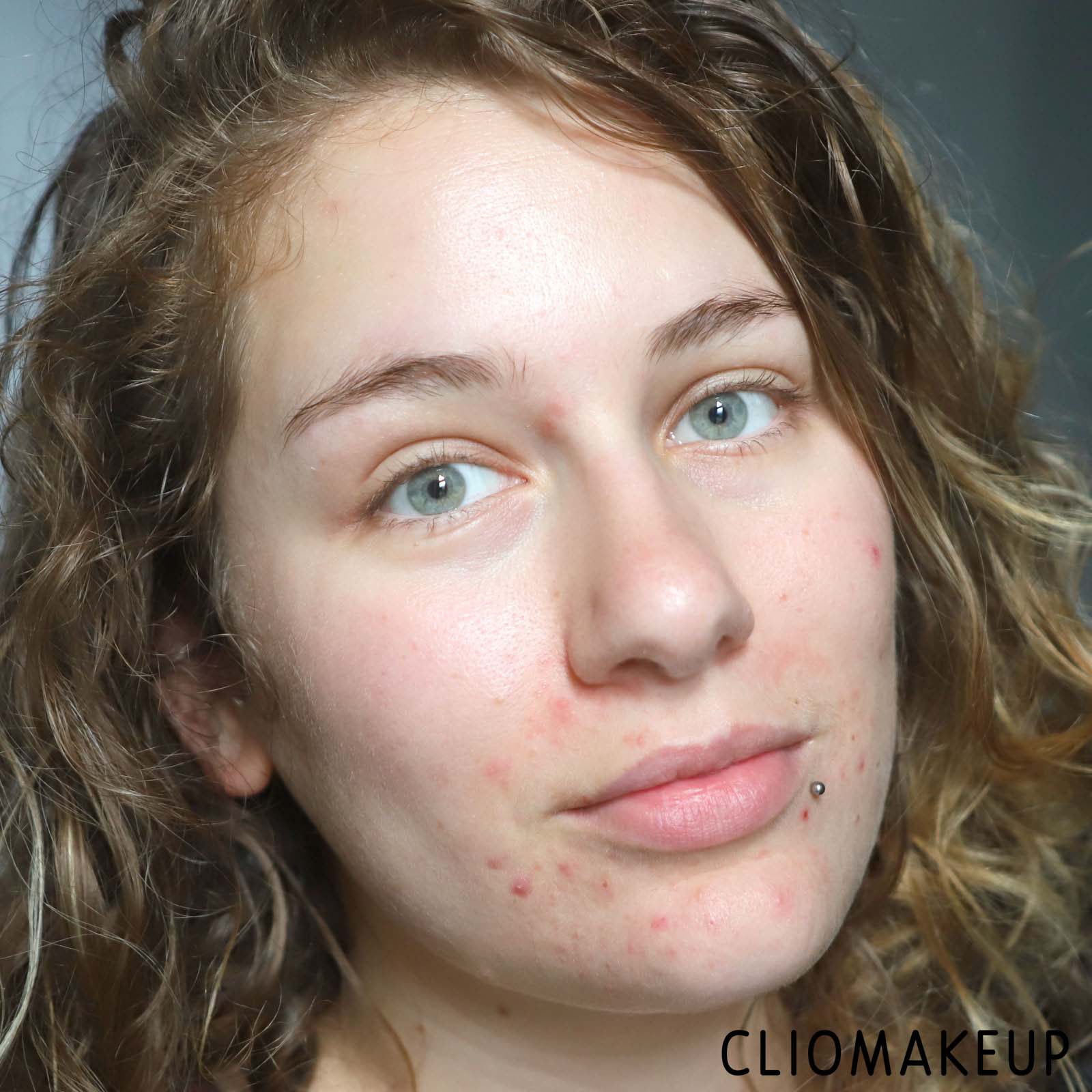 cliomakeup-recensione-correttore-wycon-elisa-liquid-concealer-14