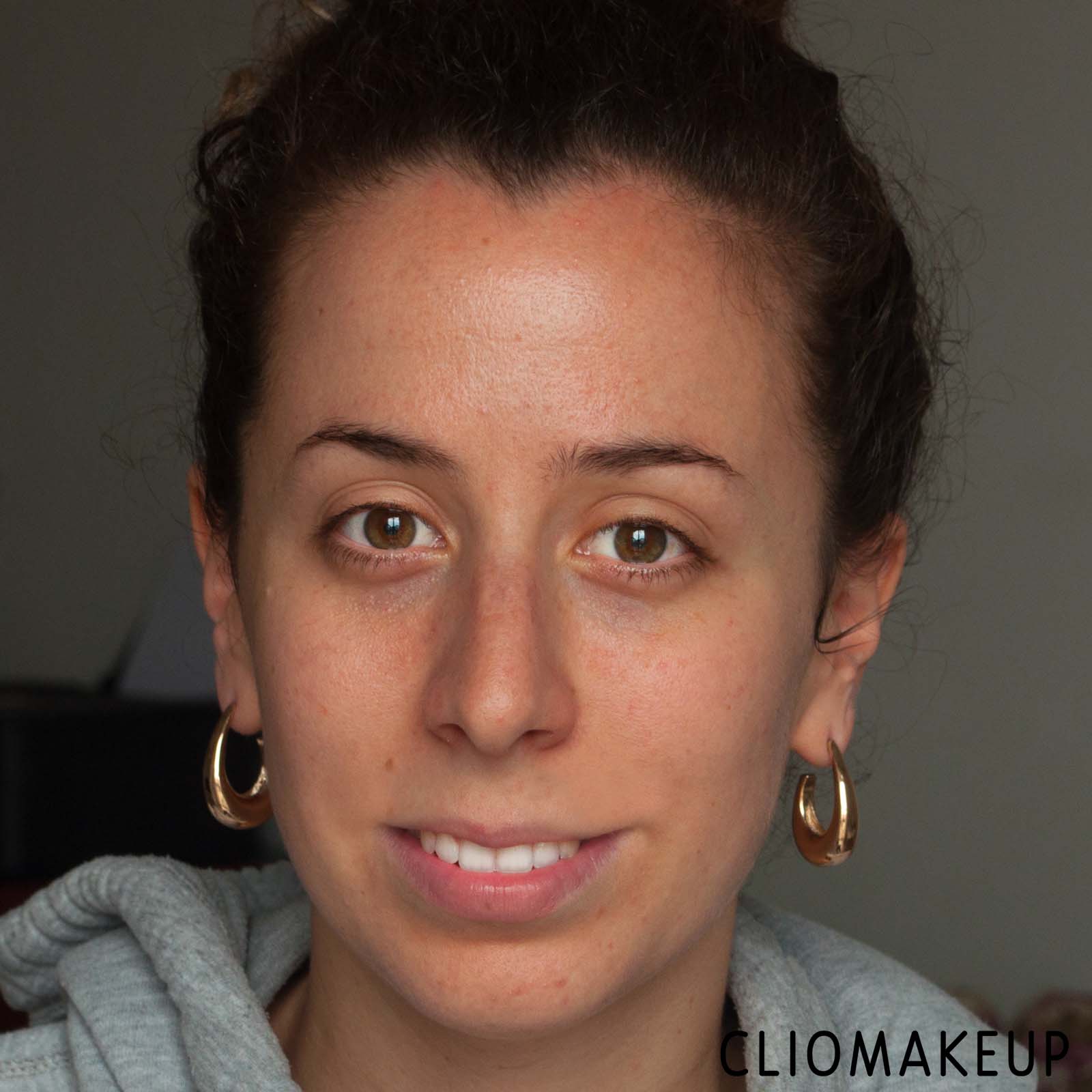 cliomakeup-recensione-fondotinta-ysl-all-hours-foundation-stick-8