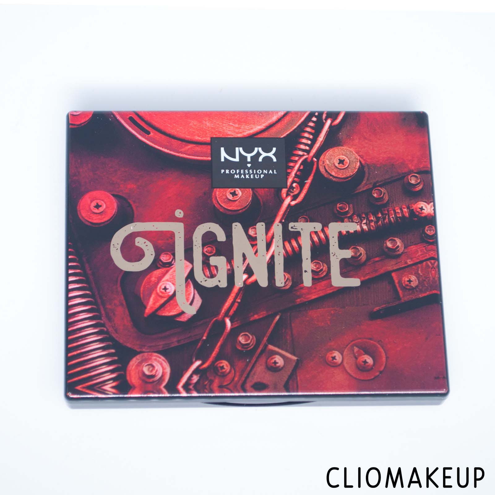 cliomakeup-recensione-nyx-machinist-eyeshadow-palette-2