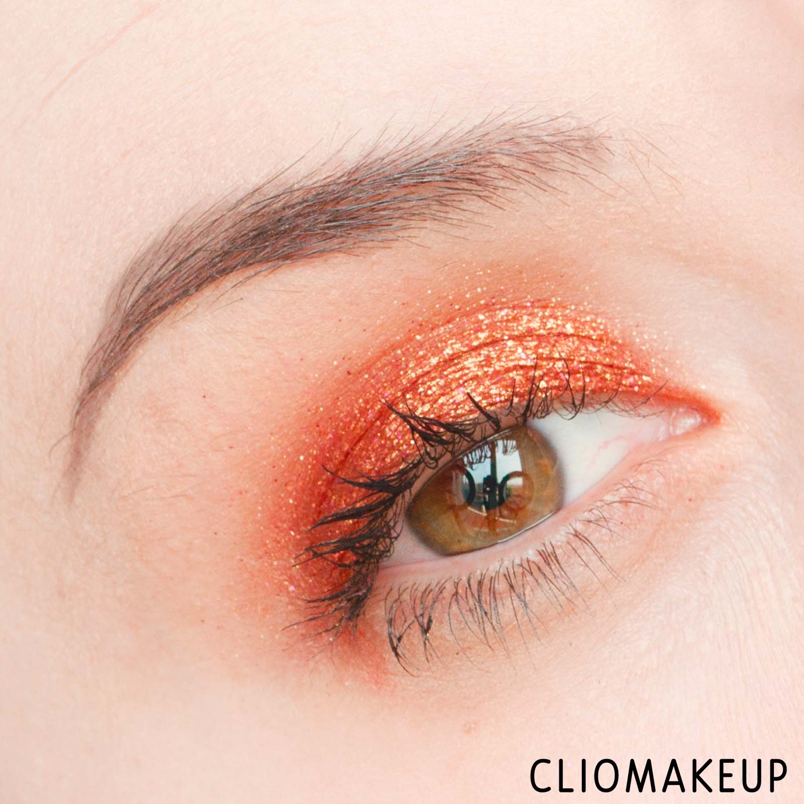 cliomakeup-recensione-ombretto-cremoso-marc-jacobs-see-quins-glam-glitter-eyeshadow-8
