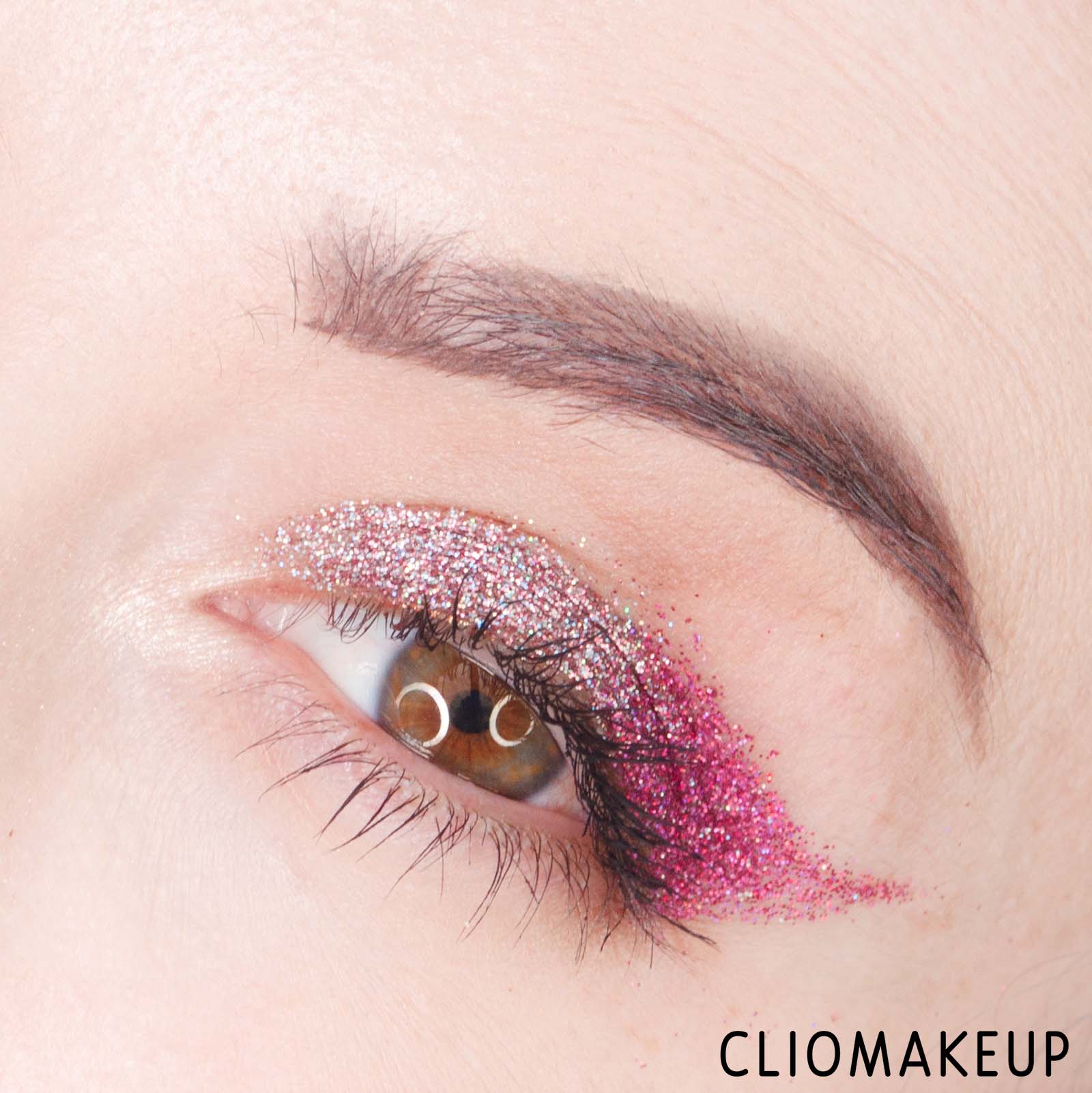 cliomakeup-recensione-palette-glitter-nyx-sprinkle-town-cream-glitter-palette-11