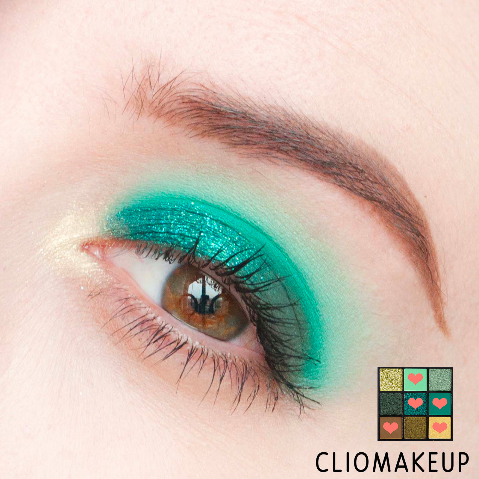 cliomakeup-recensione-palette-huda-beauty-emerald-obsessions-palette-12