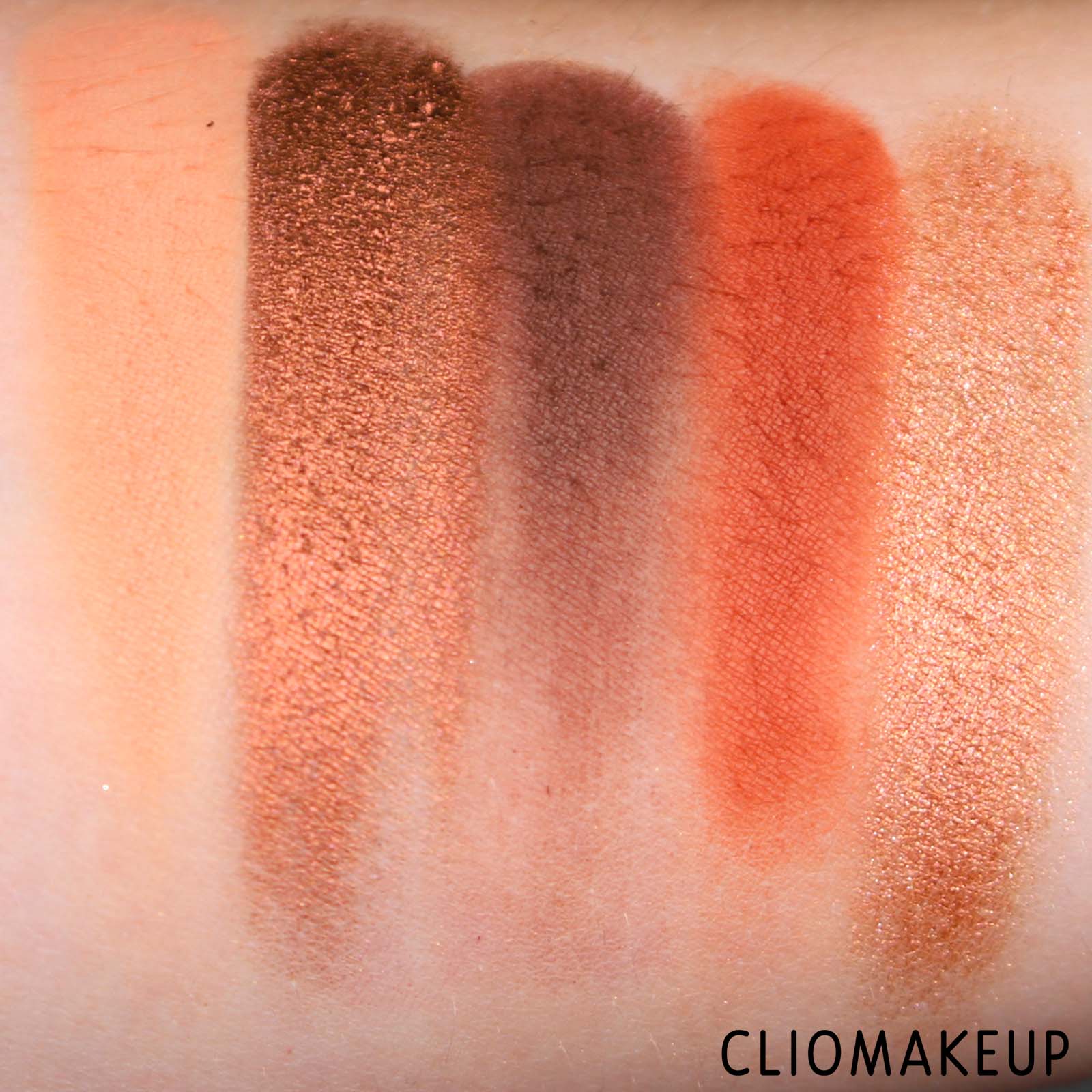 cliomakeup-recensione-palette-huda-beauty-topaz-obsessions-9