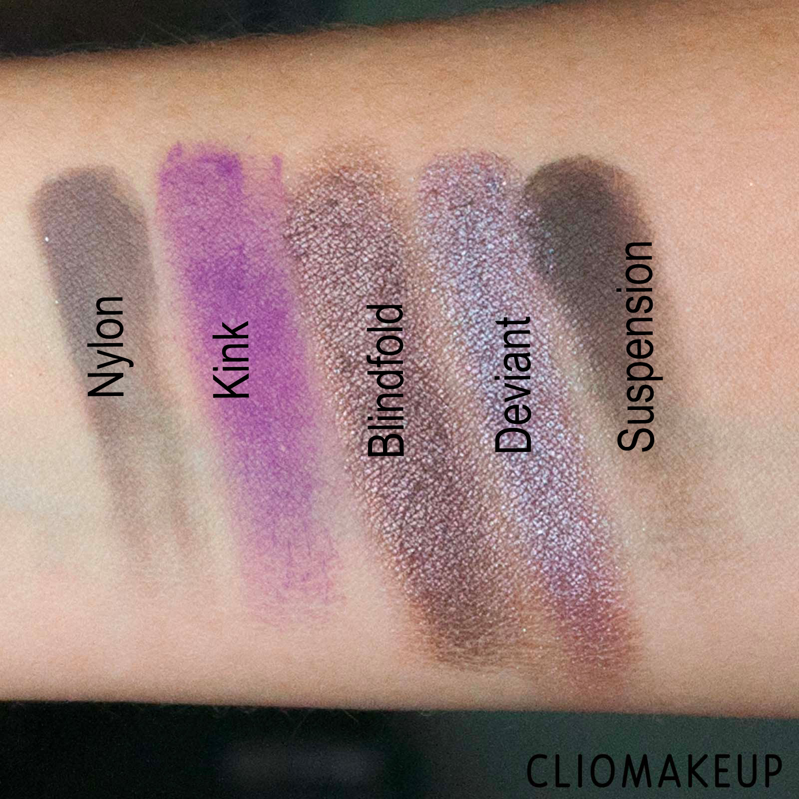 cliomakeup-recensione-palette-kat-von-d-fetish-eyeshadow-palette-17