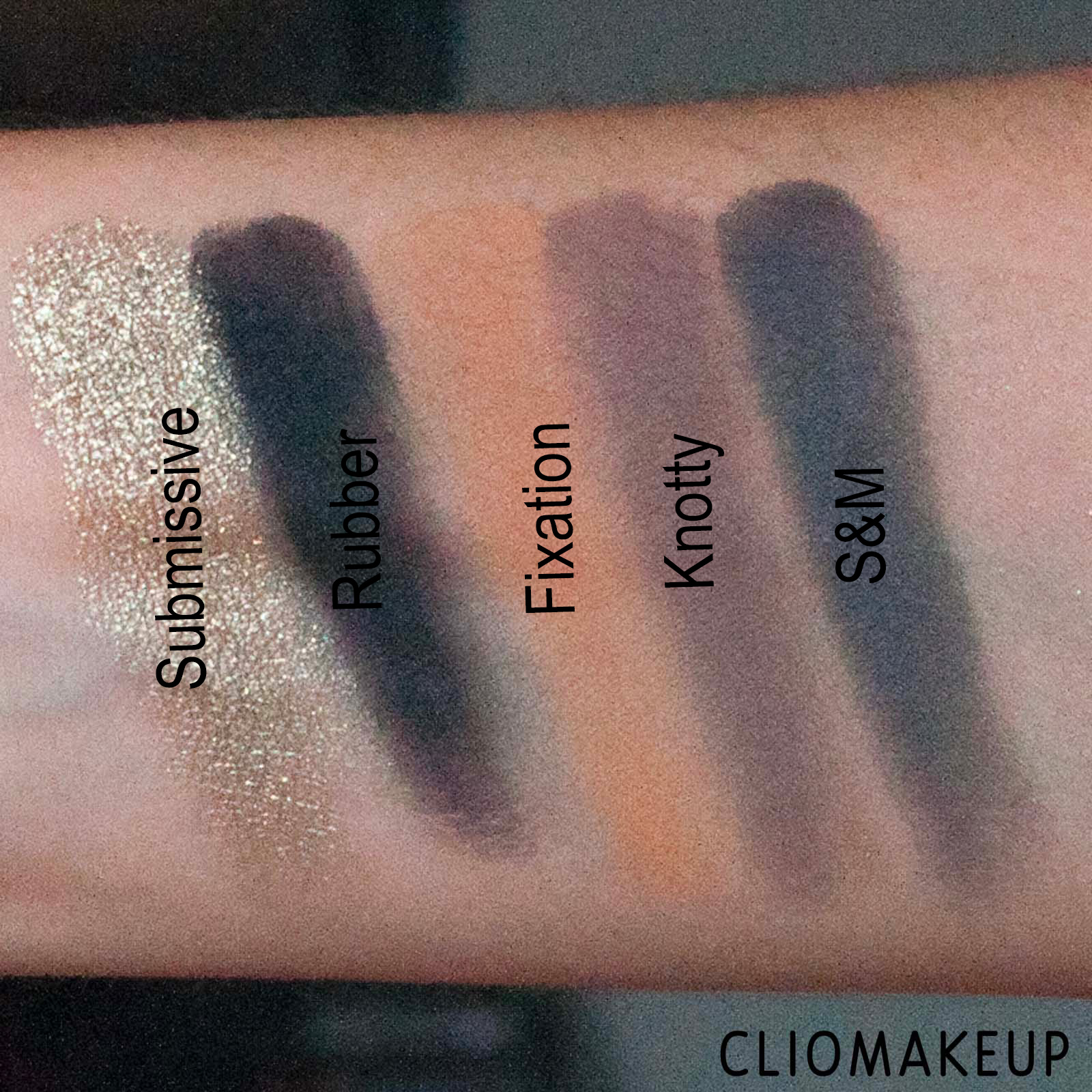 cliomakeup-recensione-palette-kat-von-d-fetish-eyeshadow-palette-23