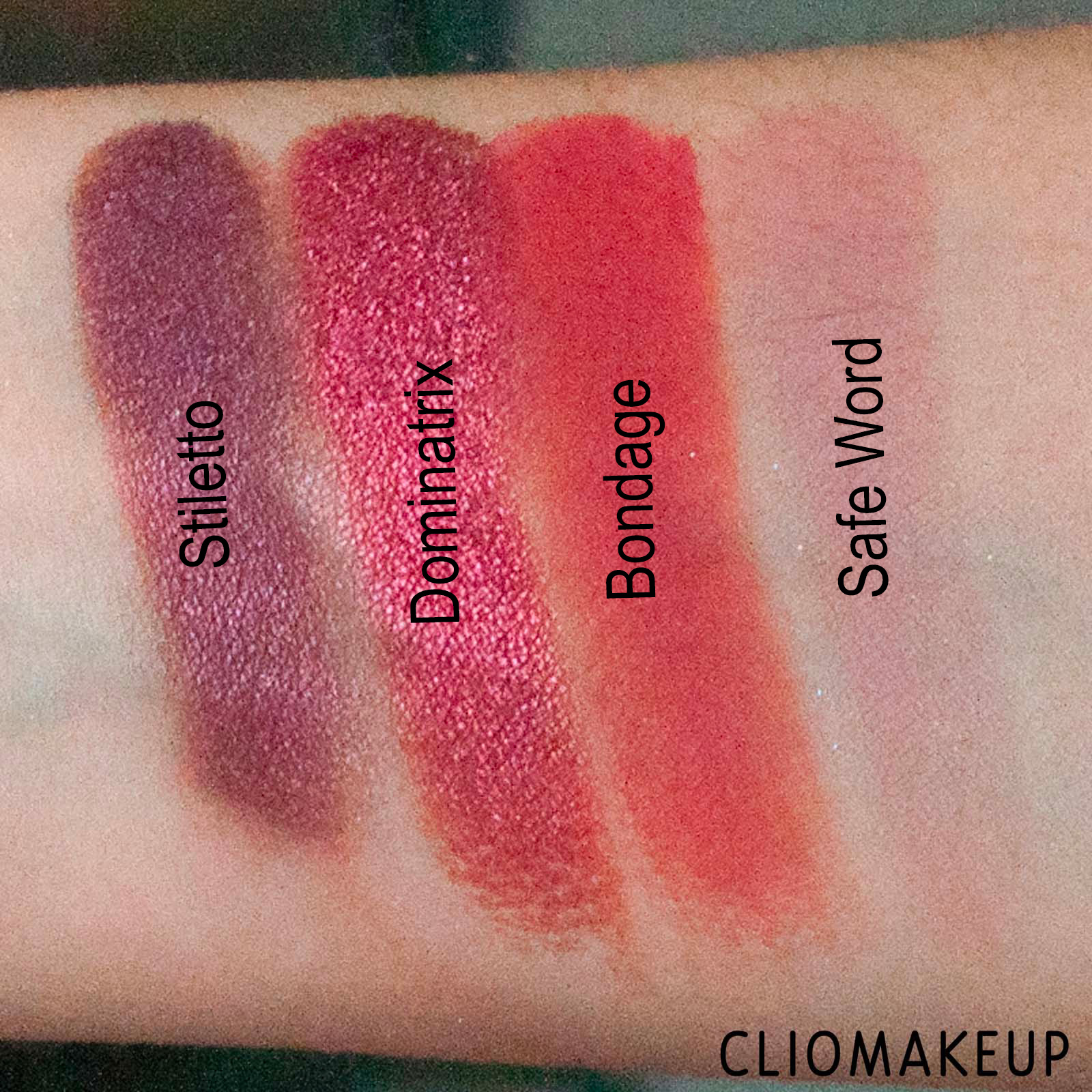 cliomakeup-recensione-palette-kat-von-d-fetish-eyeshadow-palette-25