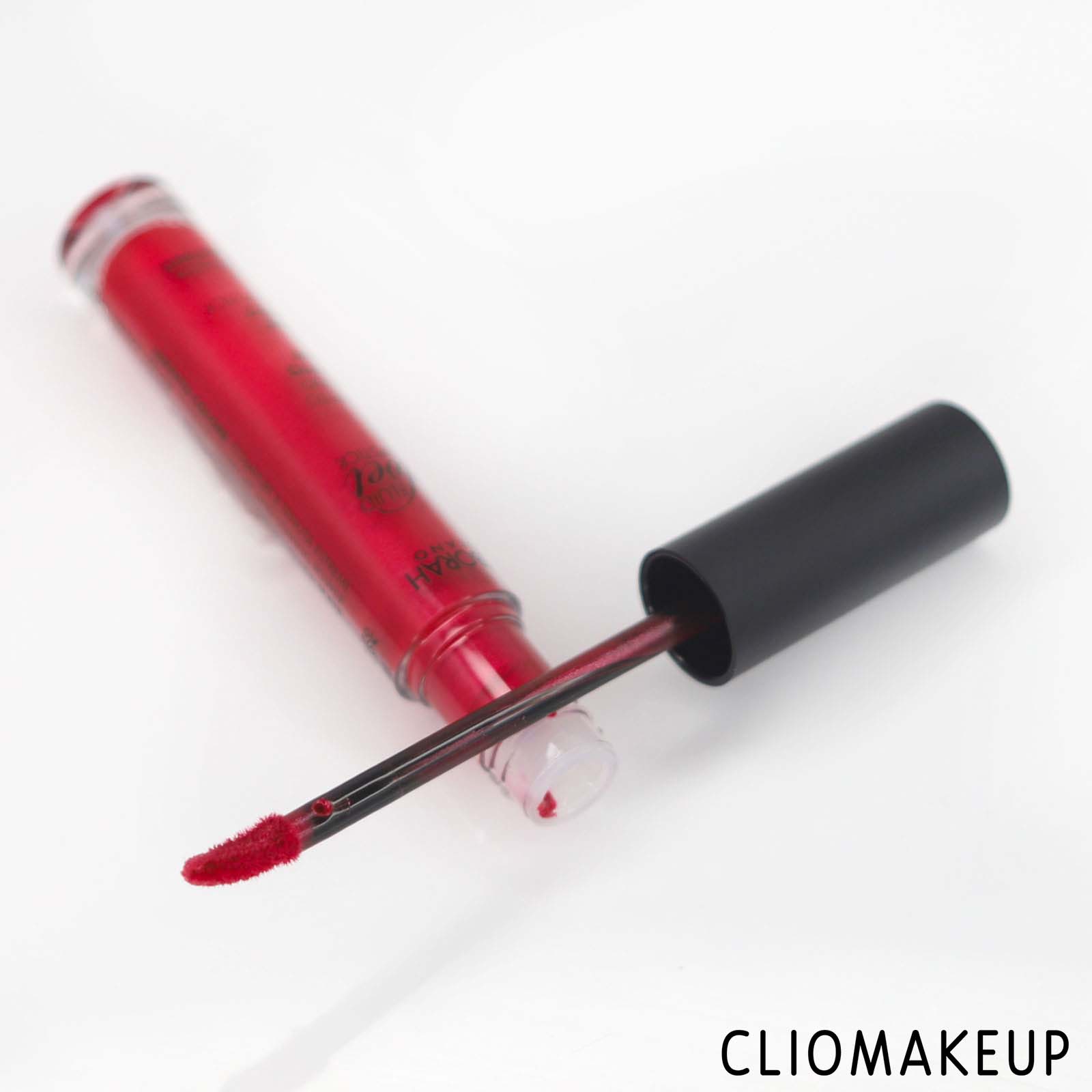 cliomakeup-recensione-rossetti-deborah-fluid-velvet-mat-lipstick-5