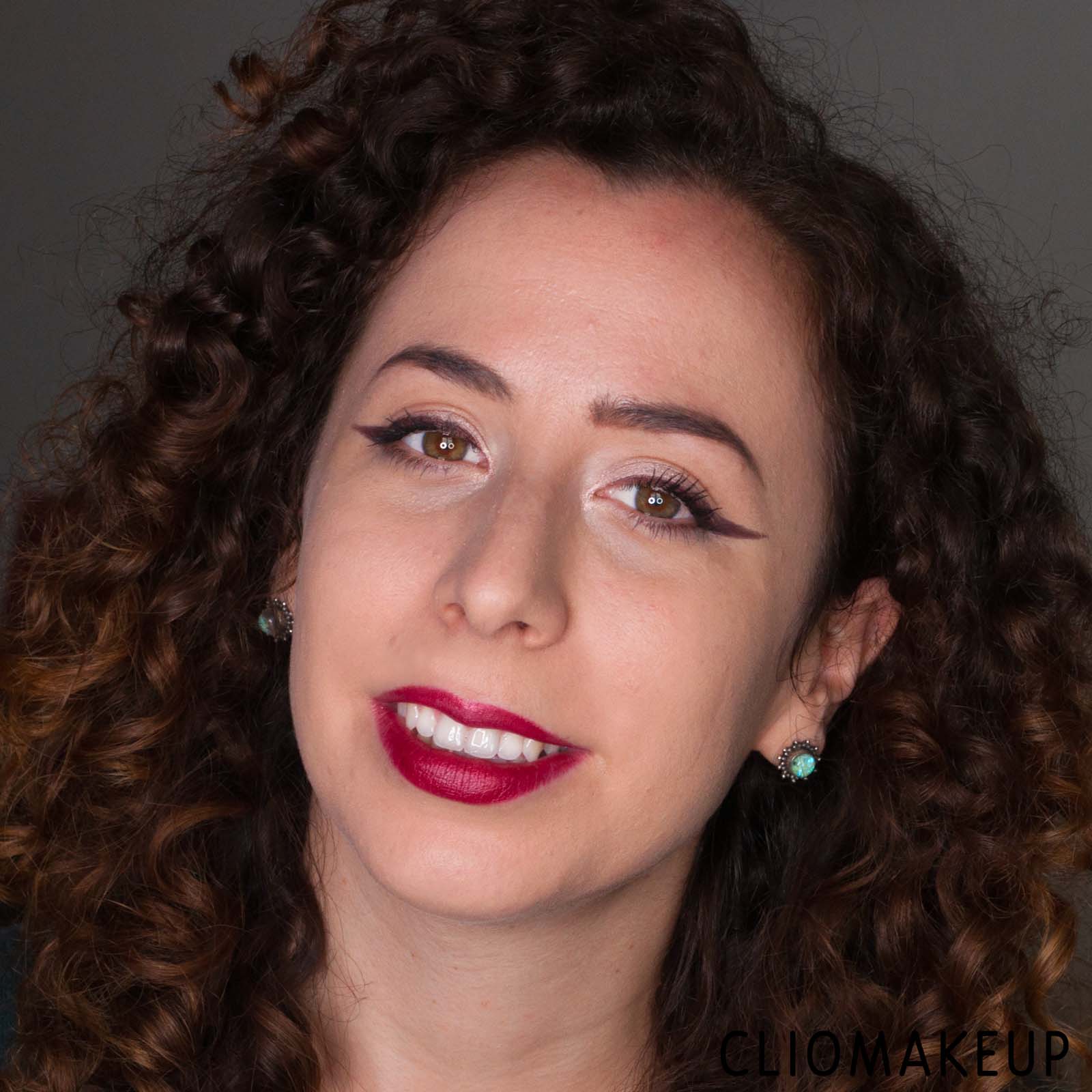 cliomakeup-recensione-eyeliner-kiko-sparkling-holiday-double-eyeliner-15