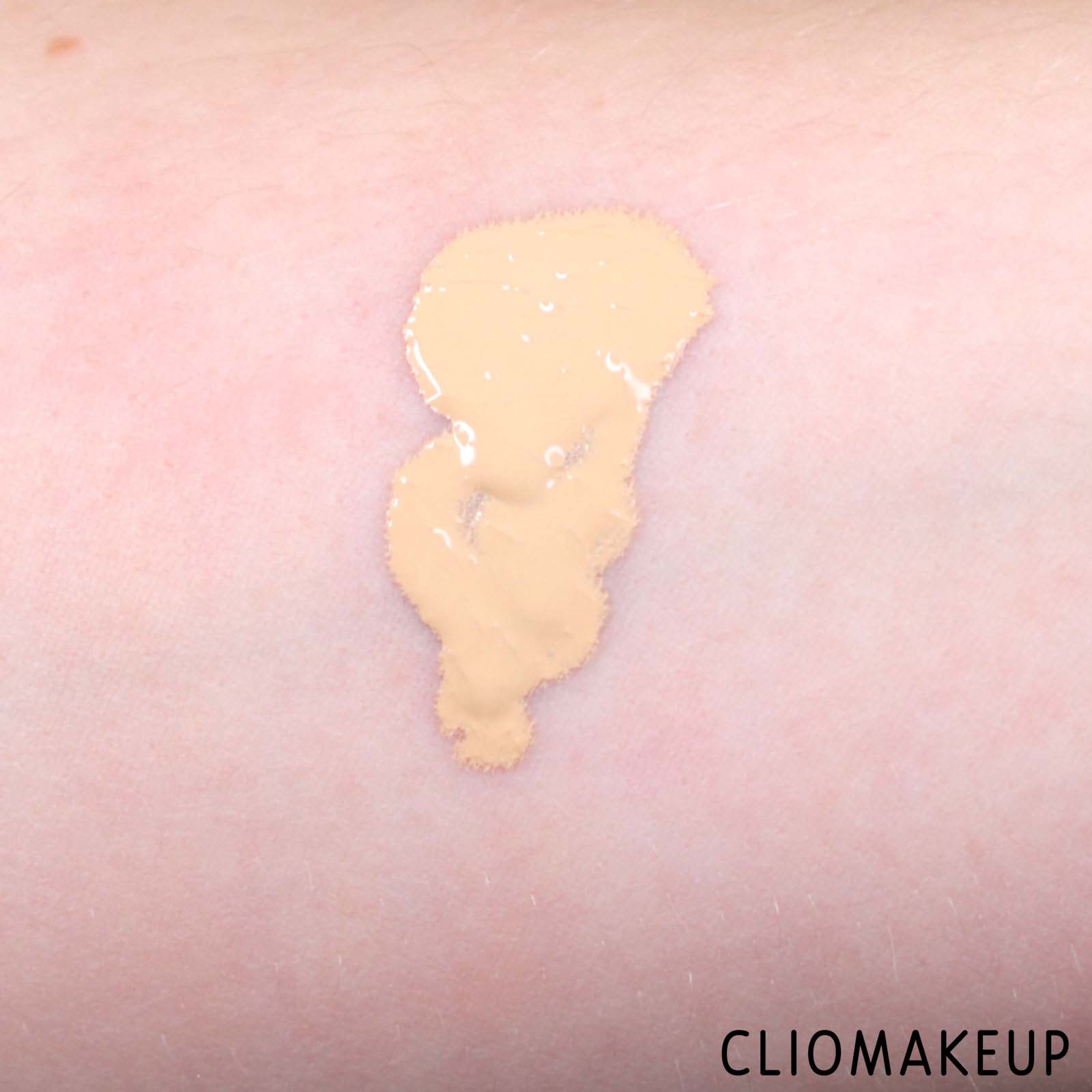 cliomakeup-recensione-fondotinta-wycon-luminous-foundation-7