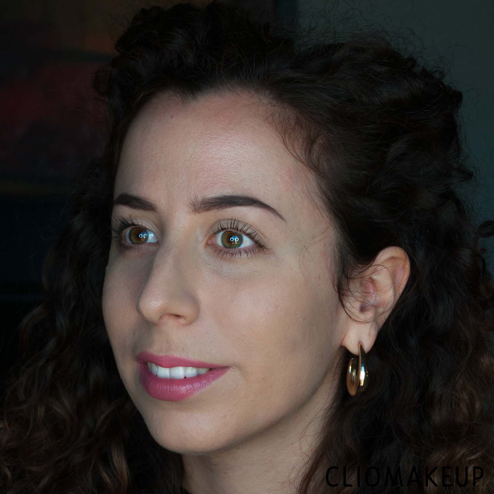 cliomakeup-recensione-illuminanti-pupa-glow-obsession-stick-highlighter-9