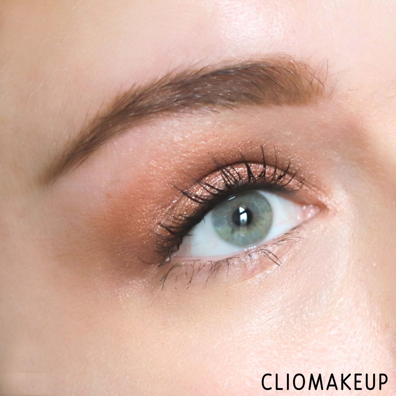 cliomakeup-recensione-ombretti-kiko-sparkling-holiday-metallic-eyeshadow-13