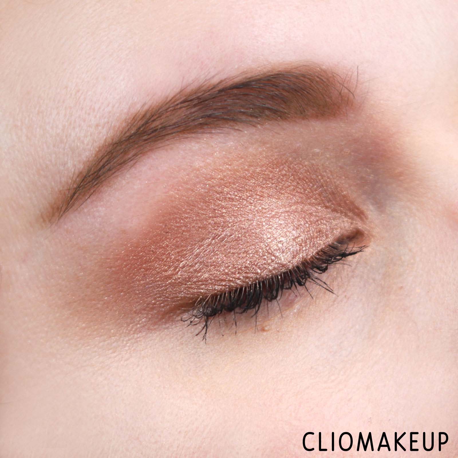 cliomakeup-recensione-ombretti-kiko-sparkling-holiday-metallic-eyeshadow-15