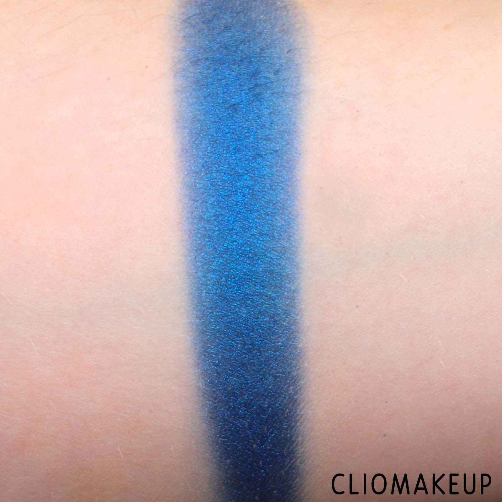 cliomakeup-recensione-ombretti-kiko-sparkling-holiday-metallic-eyeshadow-7