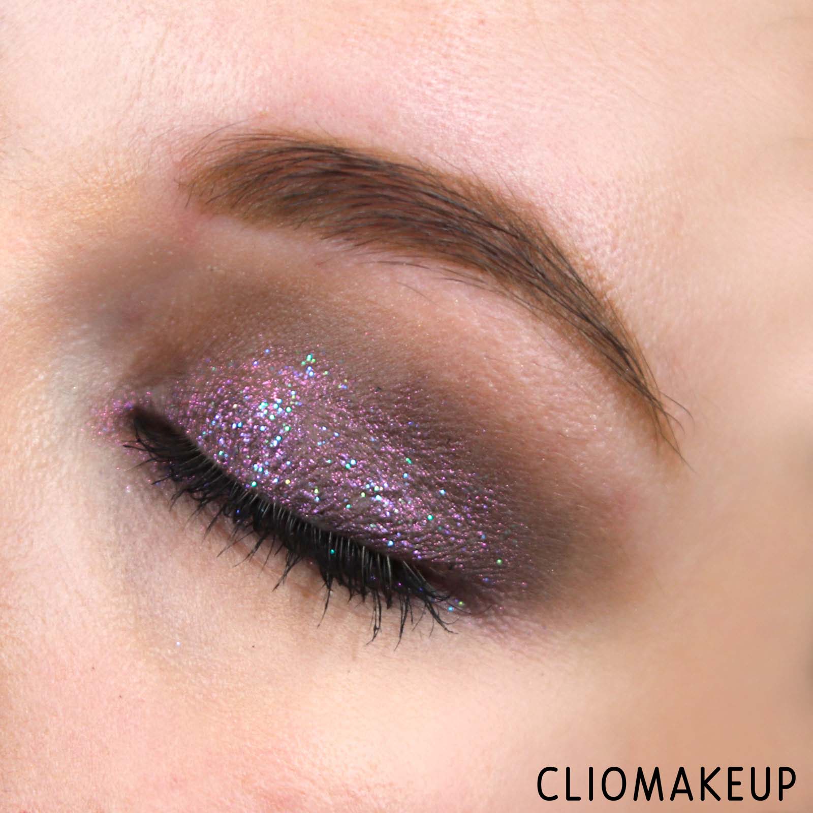 cliomakeup-recensione-ombretti-liquidi-deborah-metal-strobing-eyeshadow-15