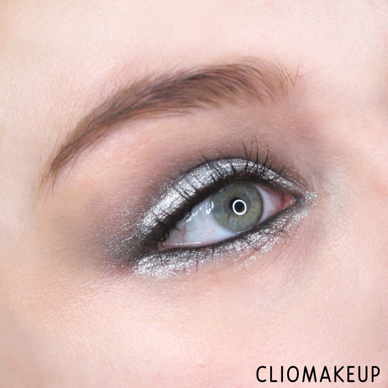 cliomakeup-recensione-ombretti-mac-shiny-pretty-shadow-11