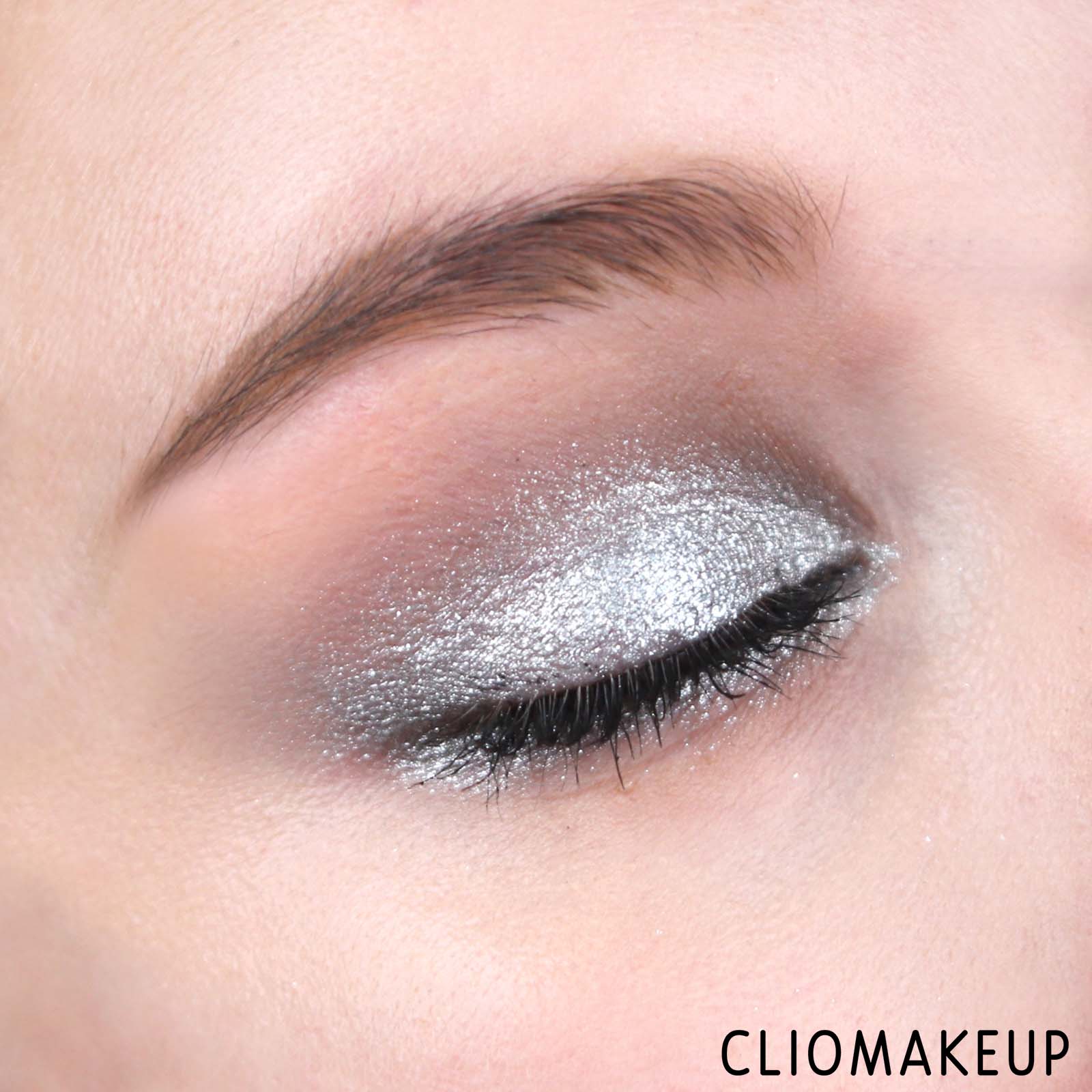 cliomakeup-recensione-ombretti-mac-shiny-pretty-shadow-12