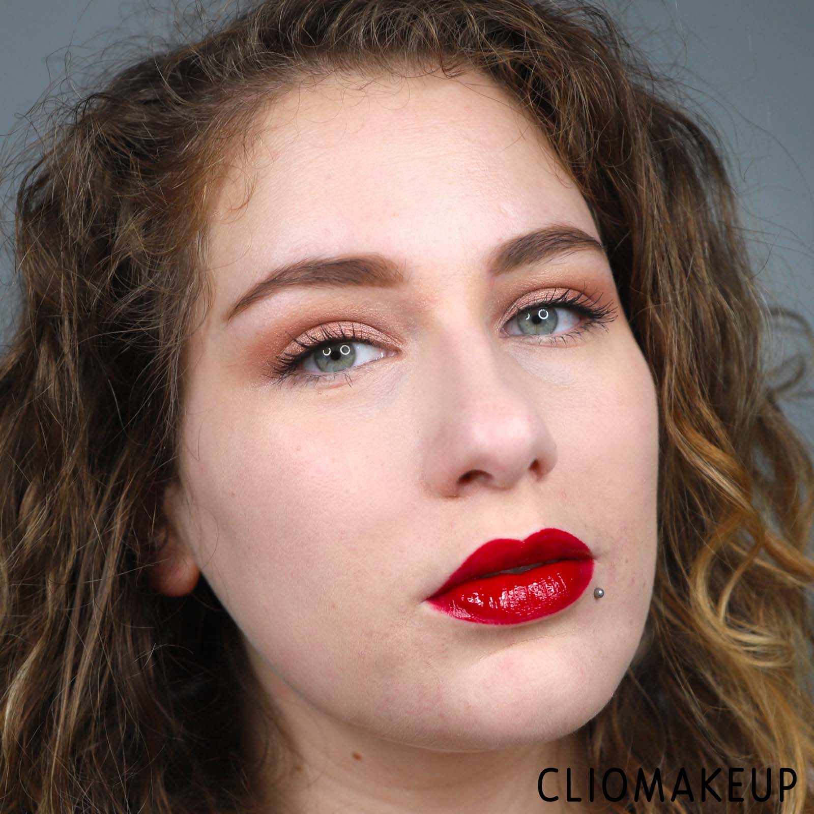 cliomakeup-recensione-rossetti-mac-versicolour-varnish-cream-lip-stain-17