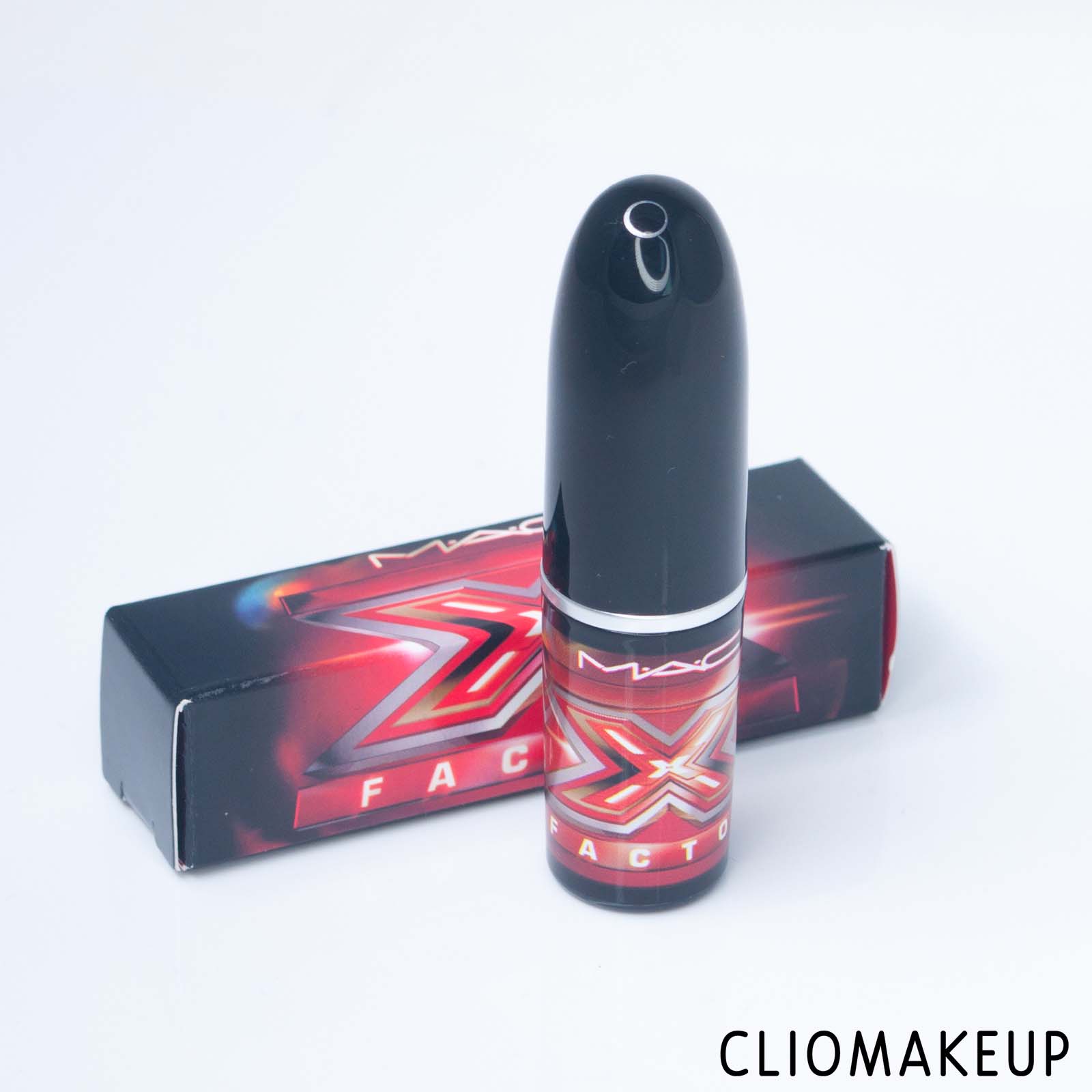 cliomakeup-recensione-rossetto-mac-x-factor-red-lipstick-4