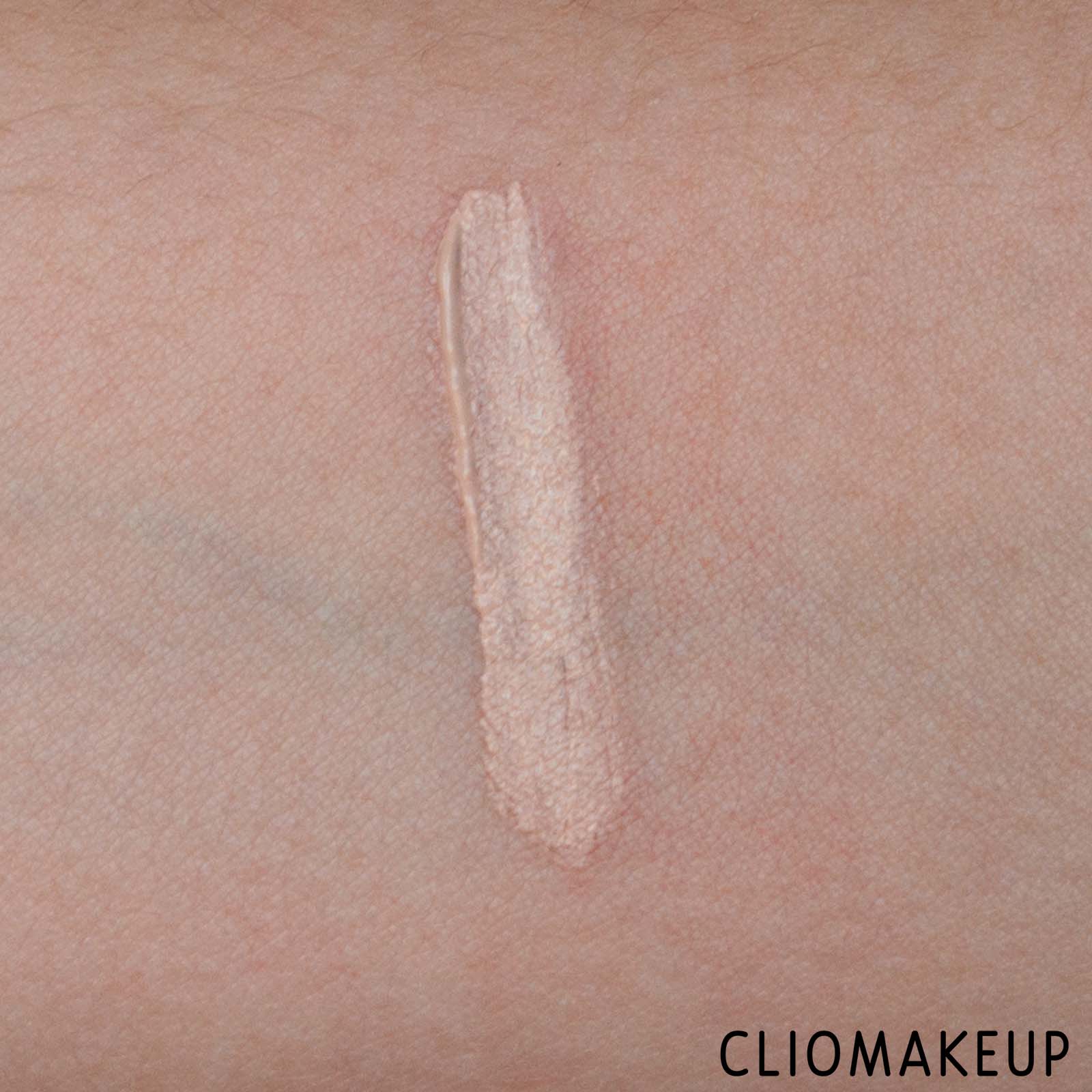 cliomakeup-recensione-correttore-essence-stay-natural-correttore-6