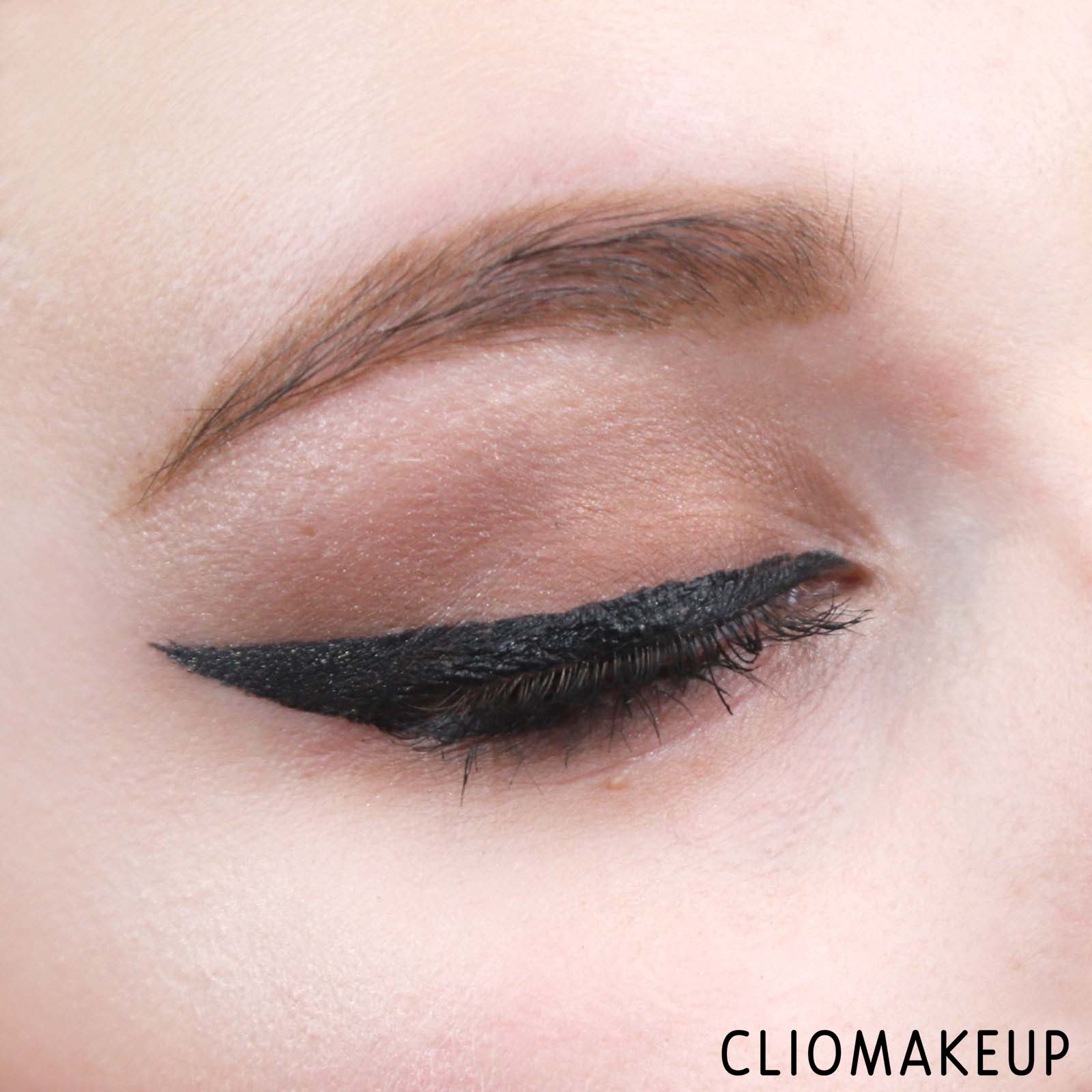 cliomakeup-recensione-eye-liner-kat-von-d-liner-x-eye-liner-15