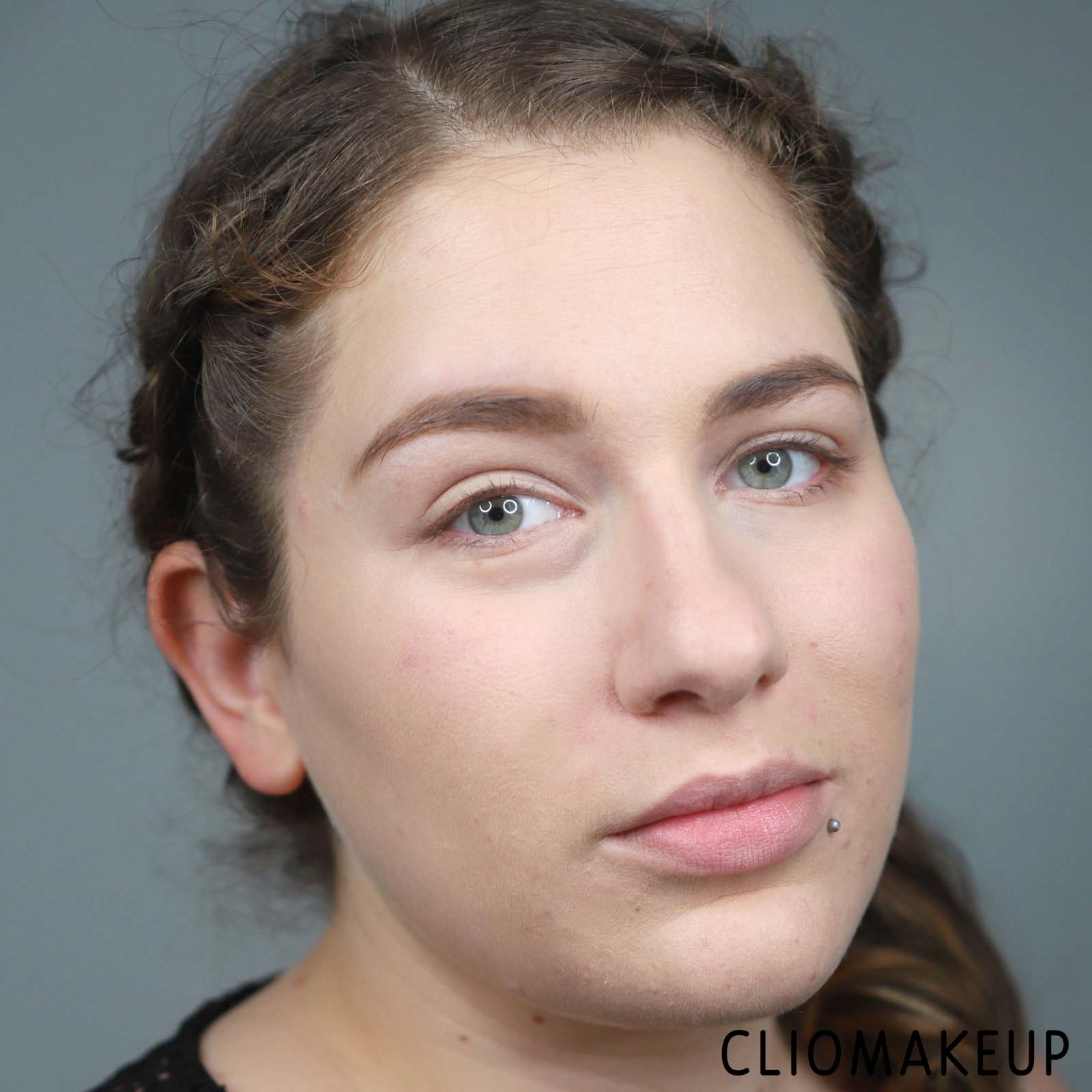 cliomakeup-recensione-illuminante-pupa-glow-obsession-compact-highlighter-11