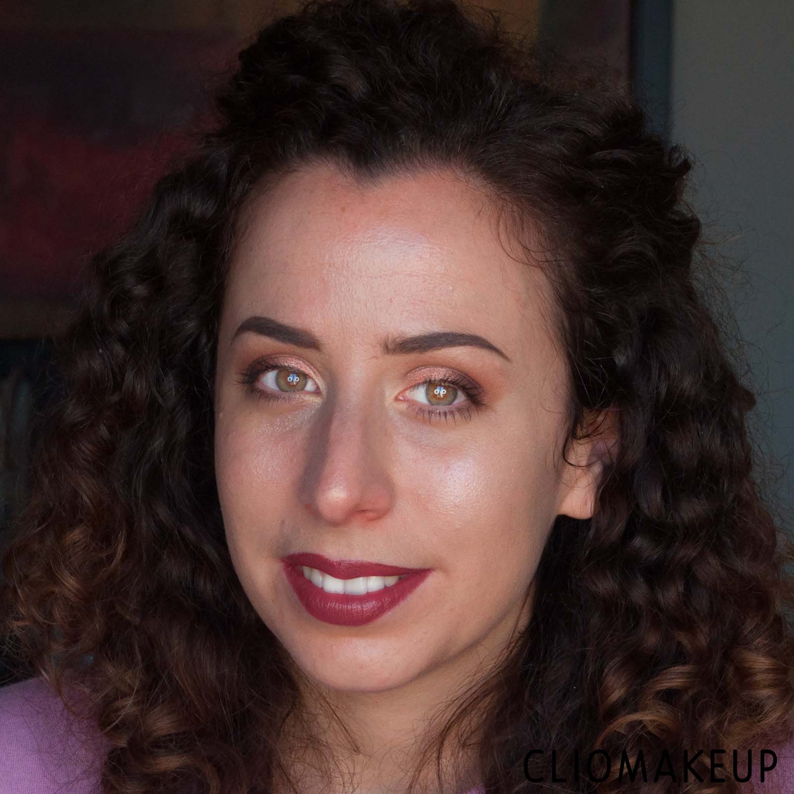 cliomakeup-recensione-illuminanti-pupa-glow-obsession-liquid-highlighter-15