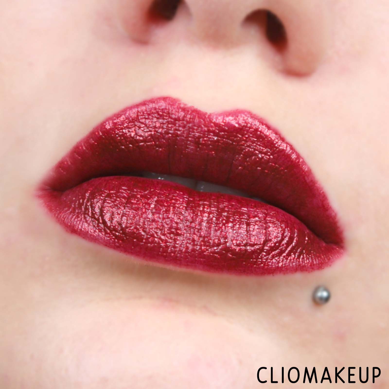 cliomakeup-recensione-rossetti-huda-beauty-power-bullet-metallic-lipstick-13