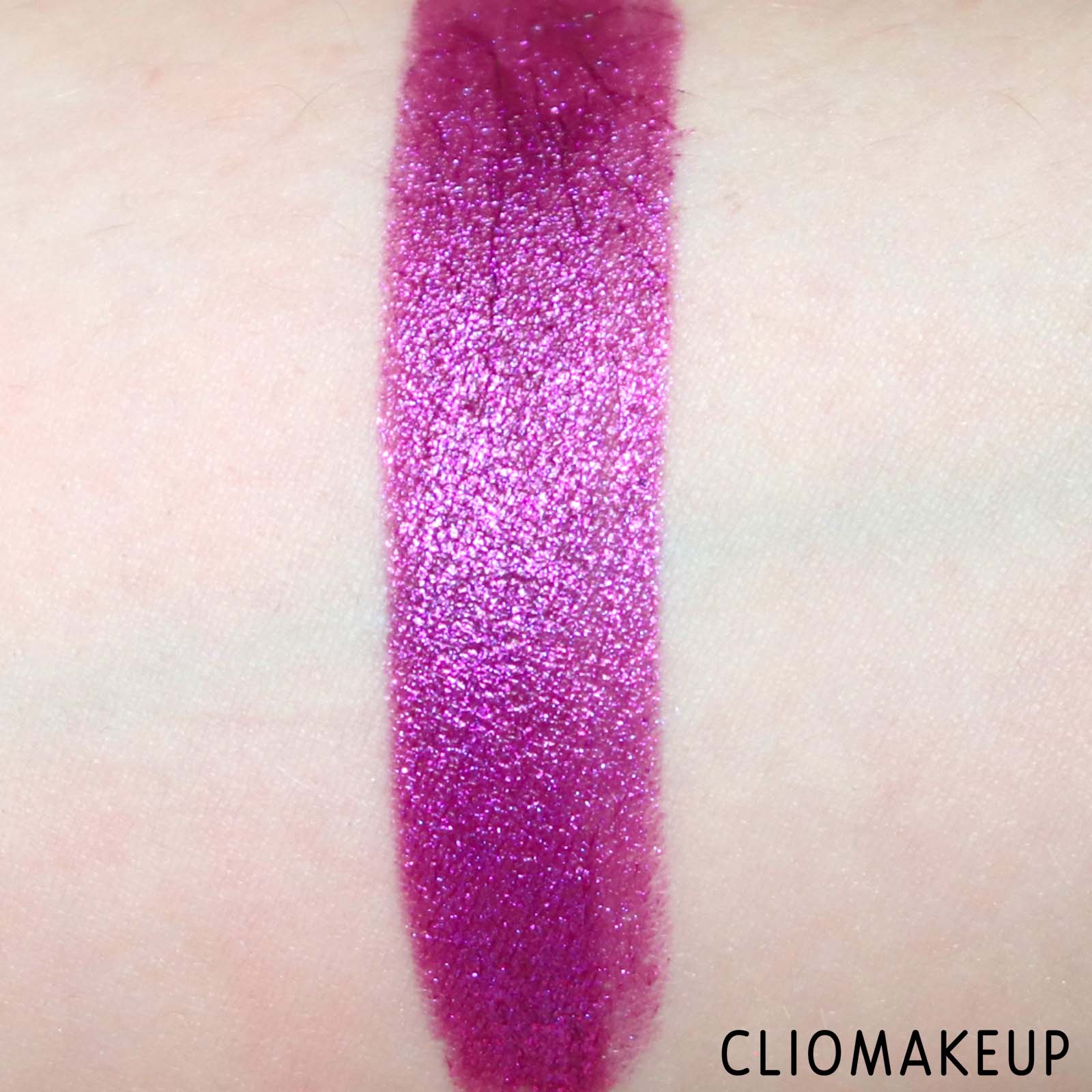 cliomakeup-recensione-rossetti-huda-beauty-power-bullet-metallic-lipstick-6