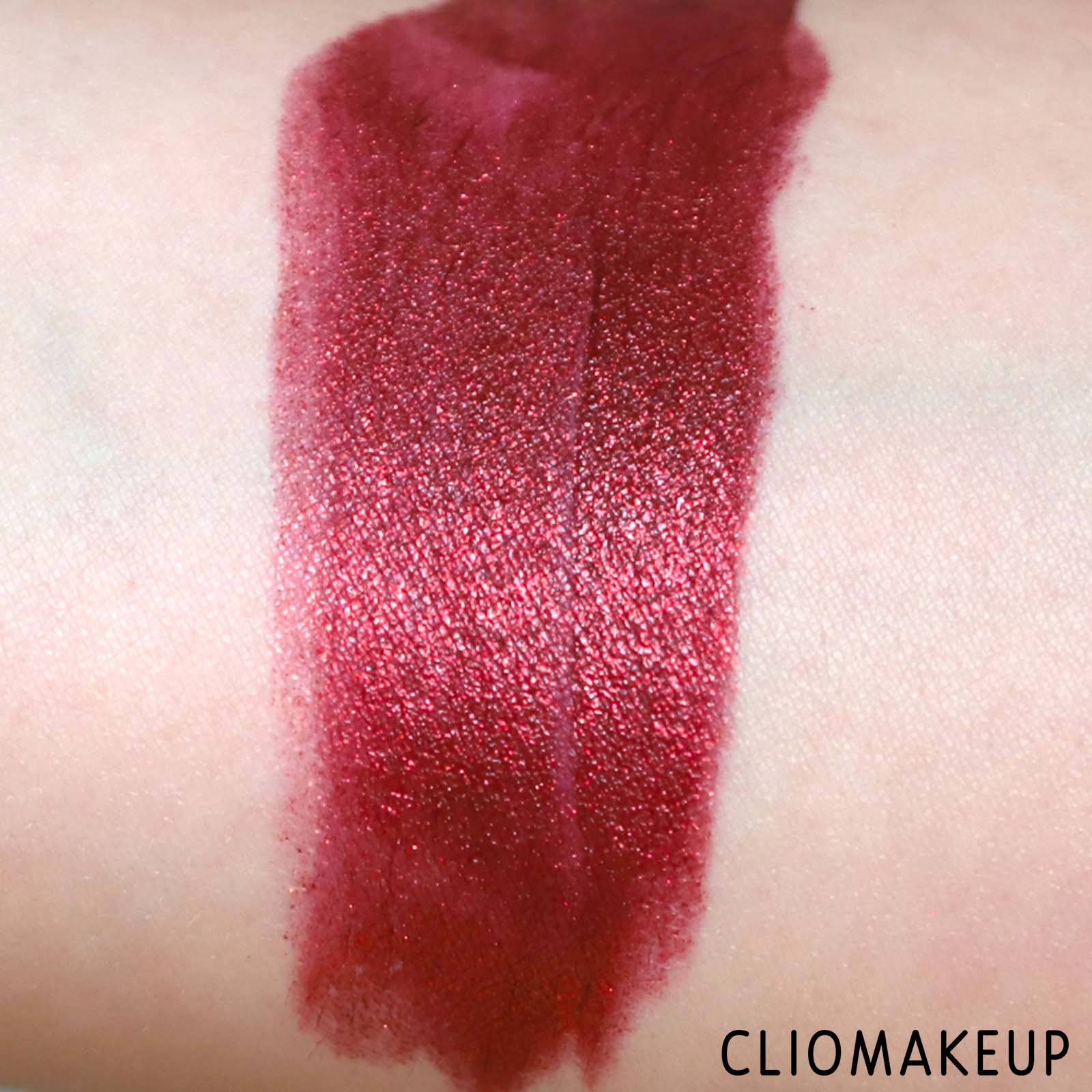 cliomakeup-recensione-rossetti-huda-beauty-power-bullet-metallic-lipstick-8