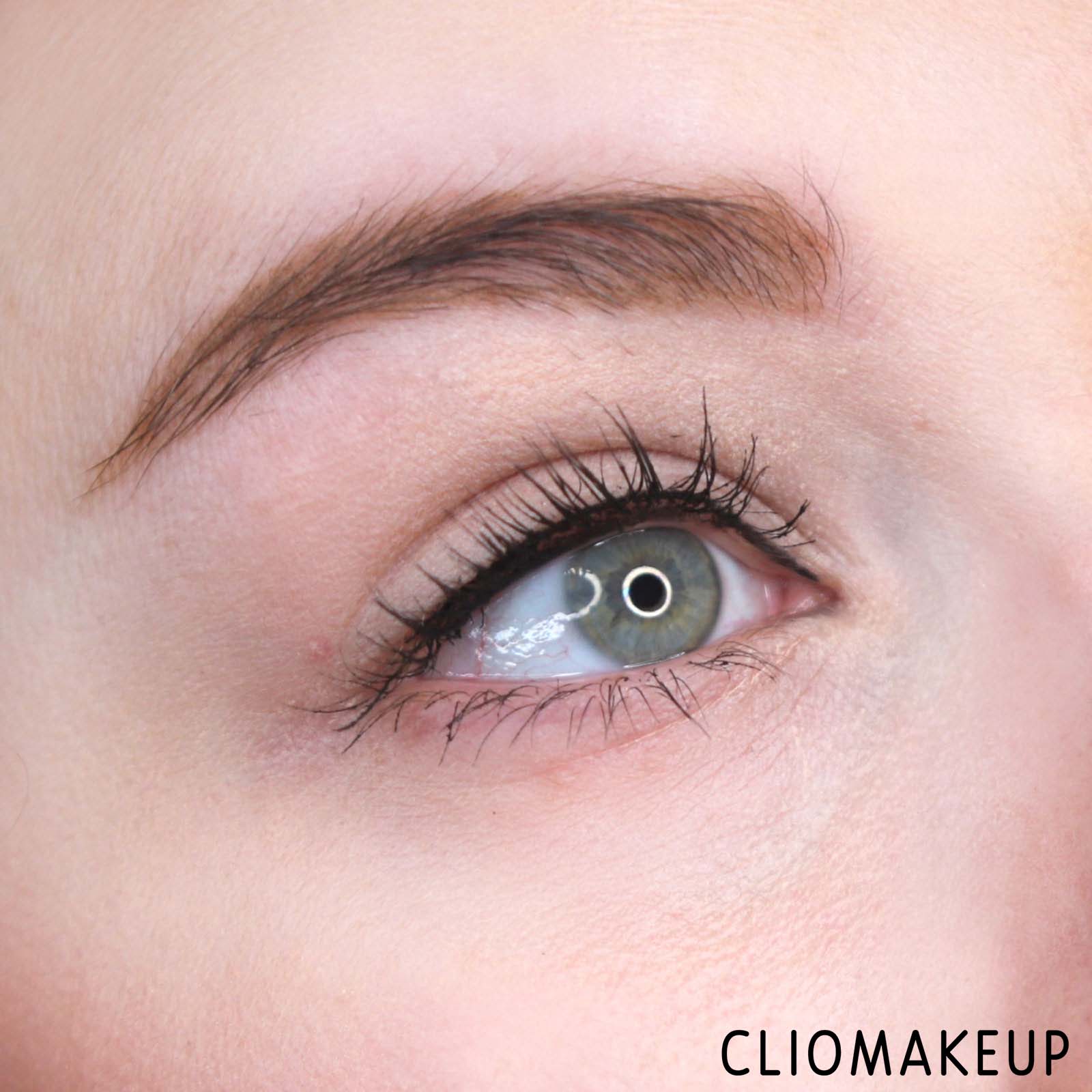 cliomakeup-recensione-eyeliner-benefit-roller-liner-10