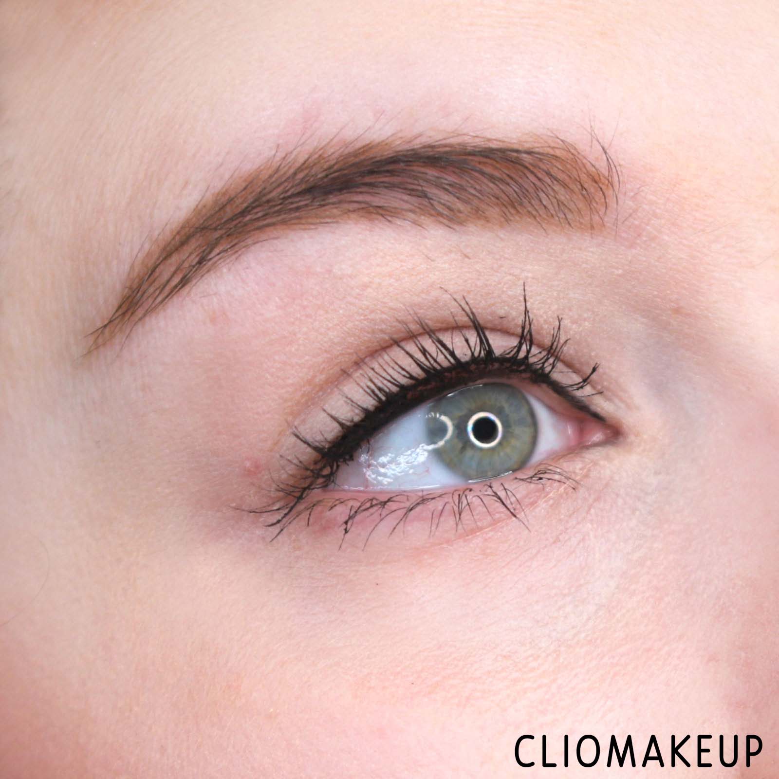cliomakeup-recensione-eyeliner-benefit-roller-liner-11