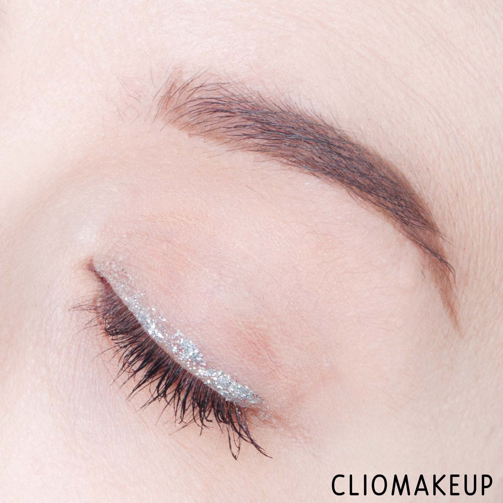 cliomakeup-recensione-eyeliner-nyx-glitter-goals-liquid-liner-12