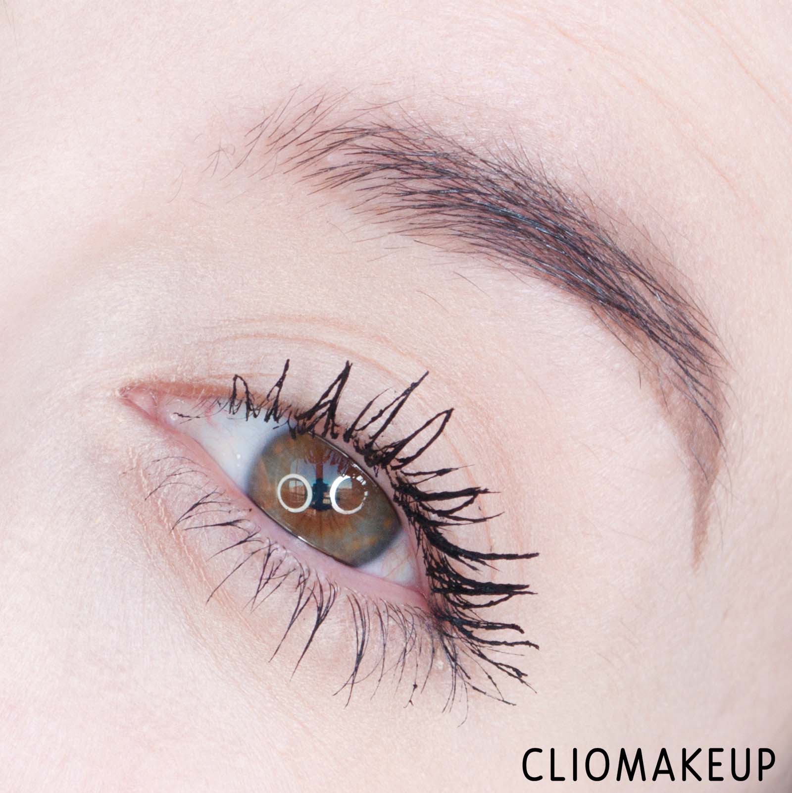 cliomakeup-recensione-mascara-sephora-outrageous-oversized-lashes-multidimensional-volume-mascara-13